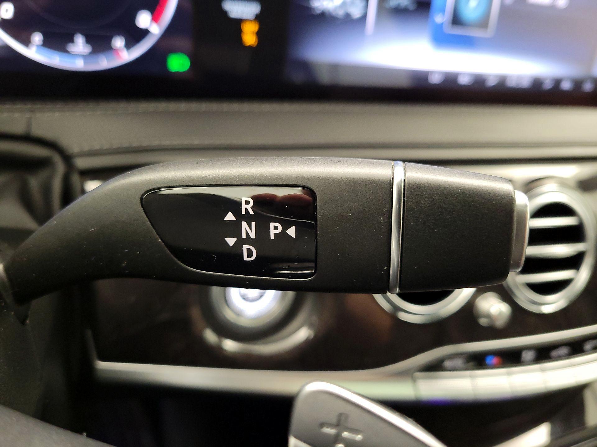 Thumbnail: 2019 Mercedes-Benz S-Class - 18