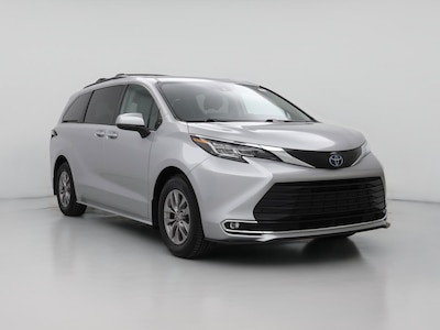 2022 Toyota Sienna Hybrid XLE