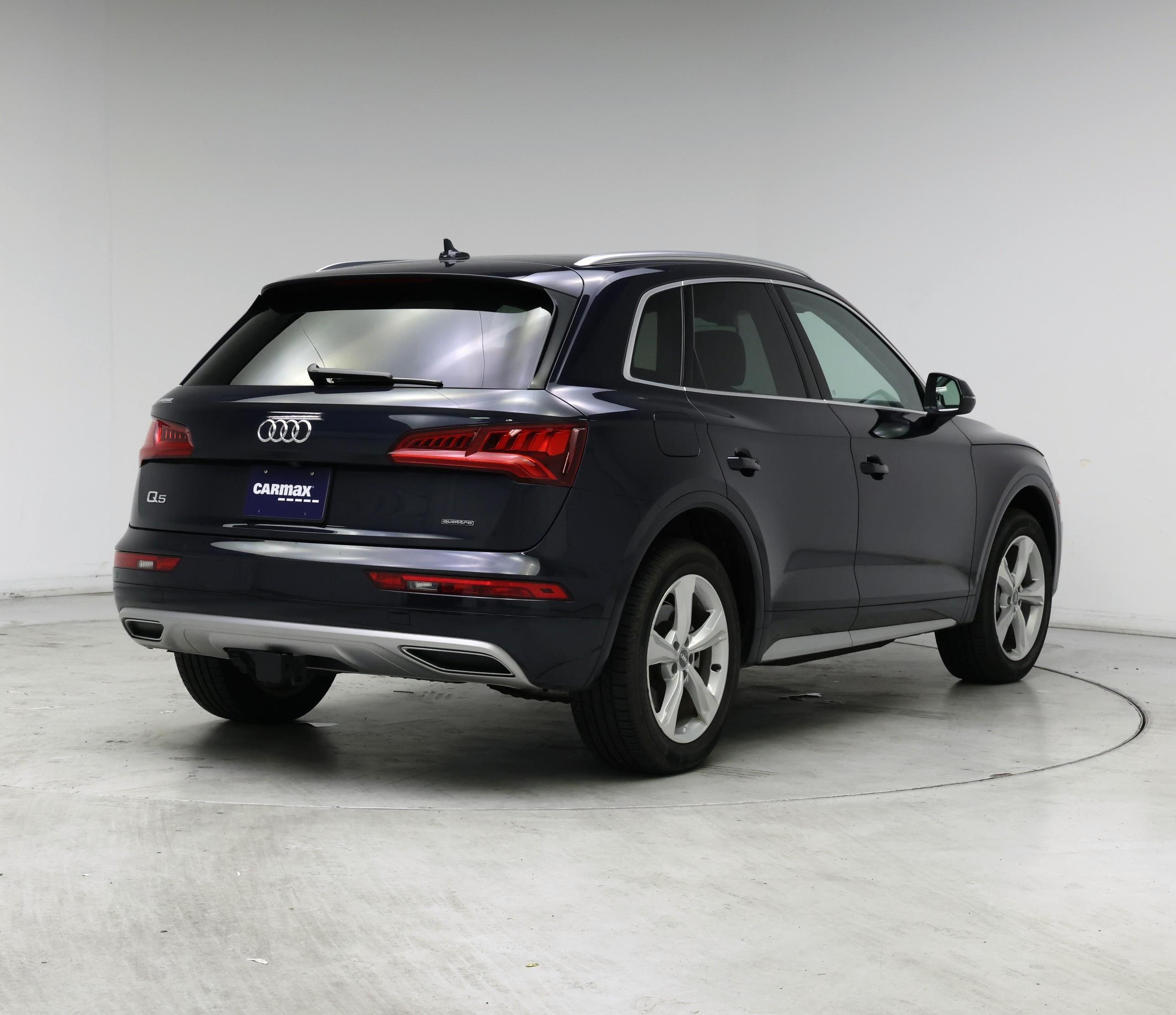 Thumbnail: 2020 Audi Q5 - 8
