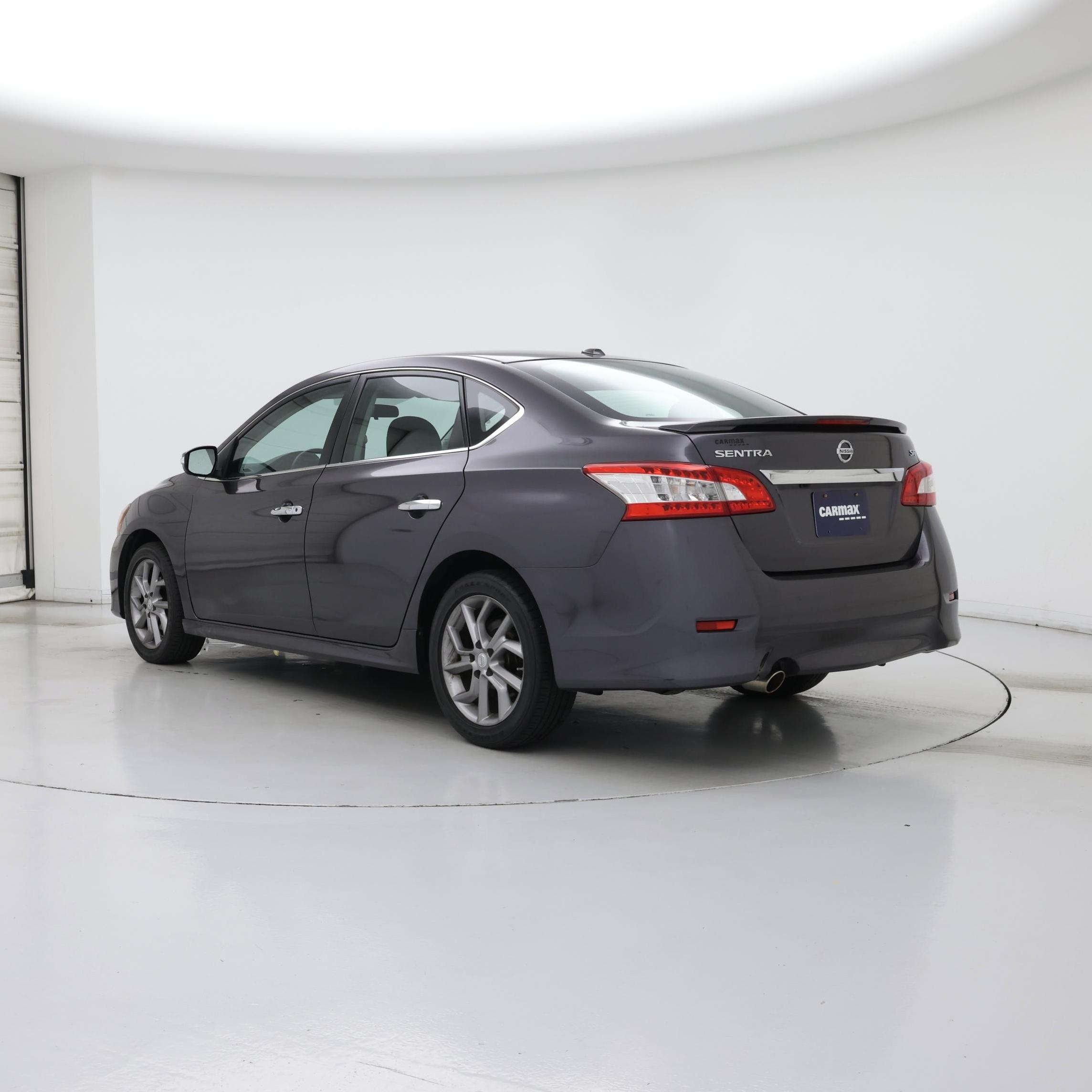 Thumbnail: 2015 Nissan Sentra - 2