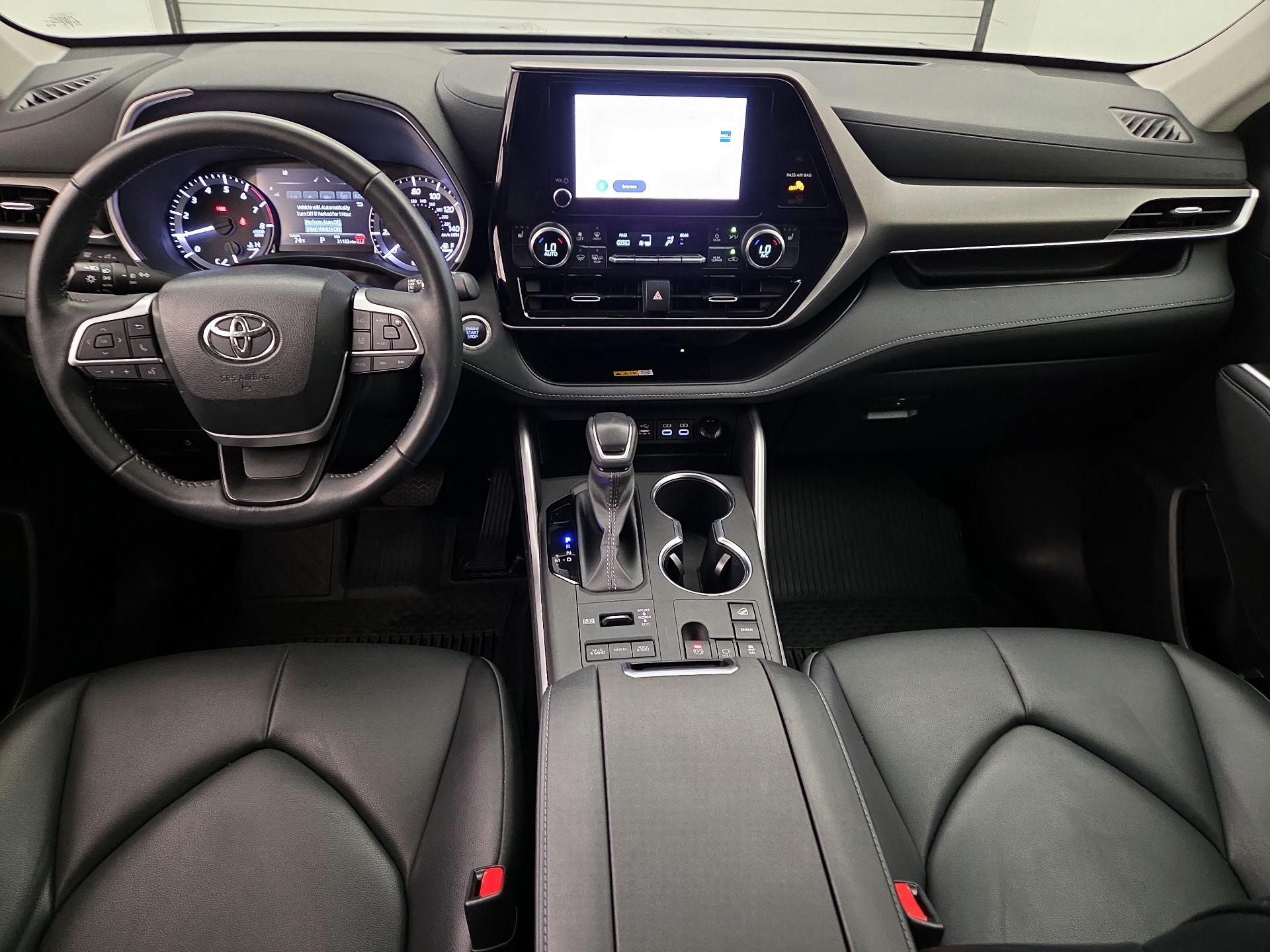 Thumbnail: 2024 Toyota Highlander - 9