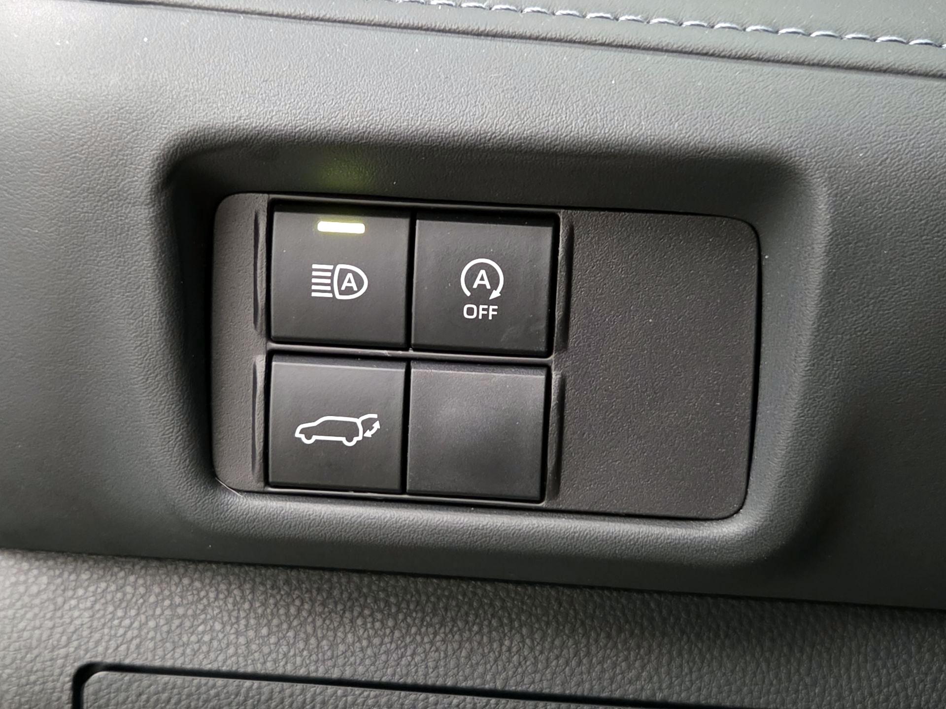 Thumbnail: 2024 Toyota Highlander - 13
