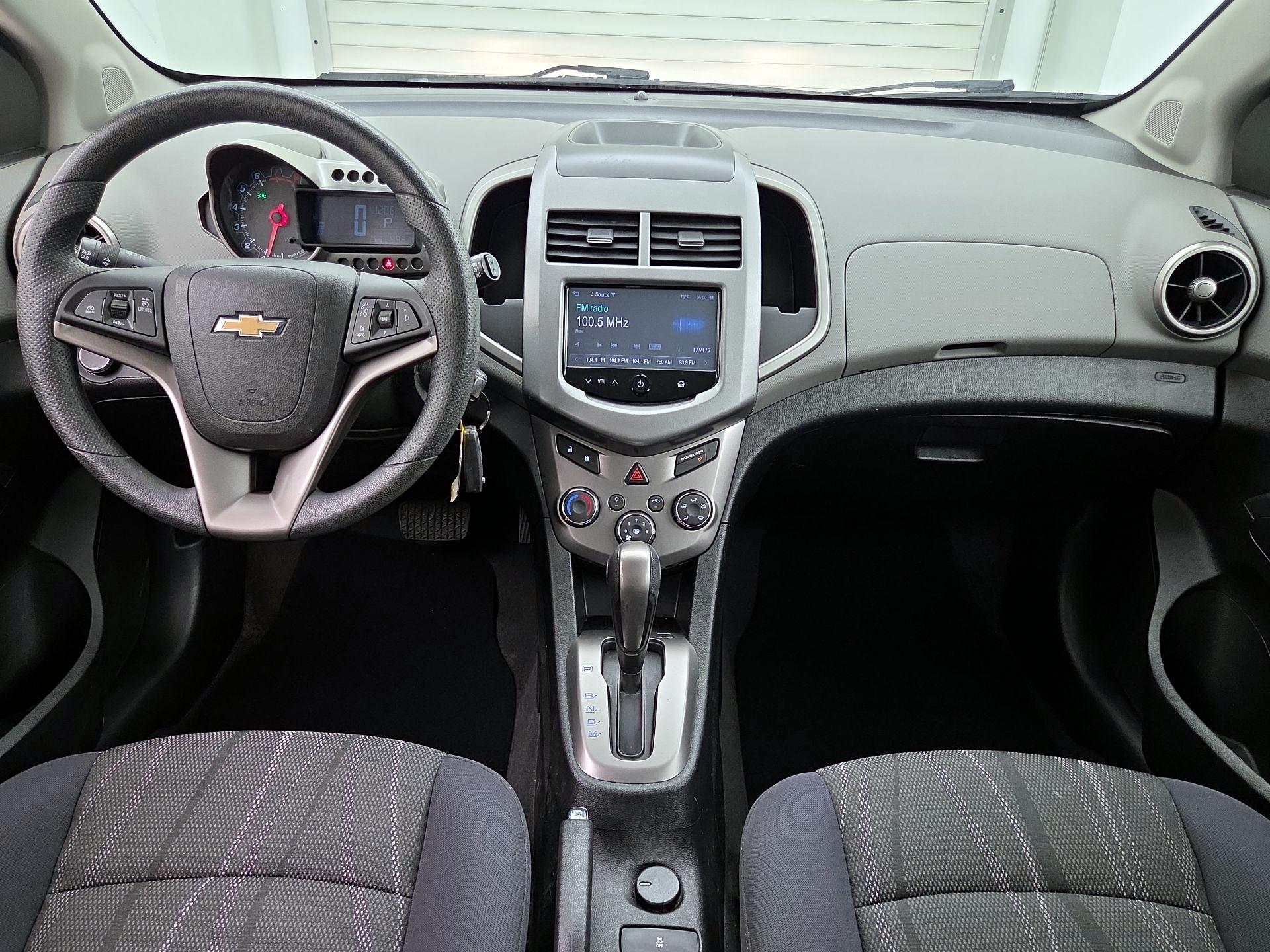 Thumbnail: 2015 Chevrolet Sonic - 9