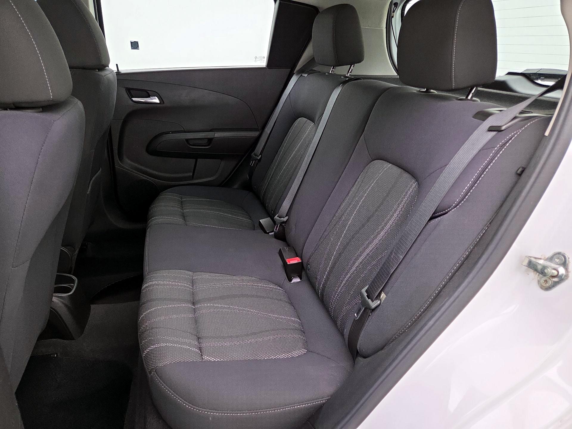 Thumbnail: 2015 Chevrolet Sonic - 18