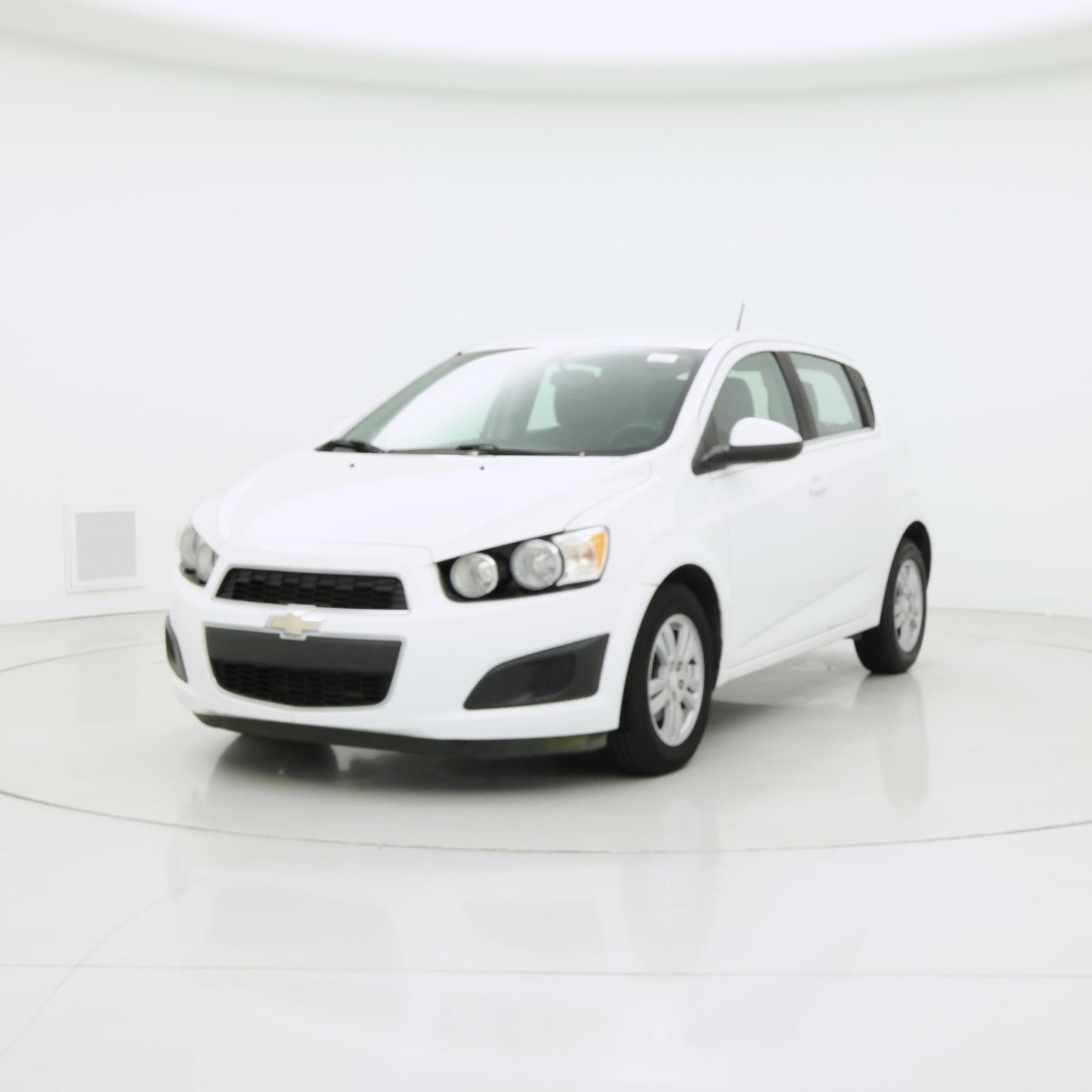 Thumbnail: 2015 Chevrolet Sonic - 4