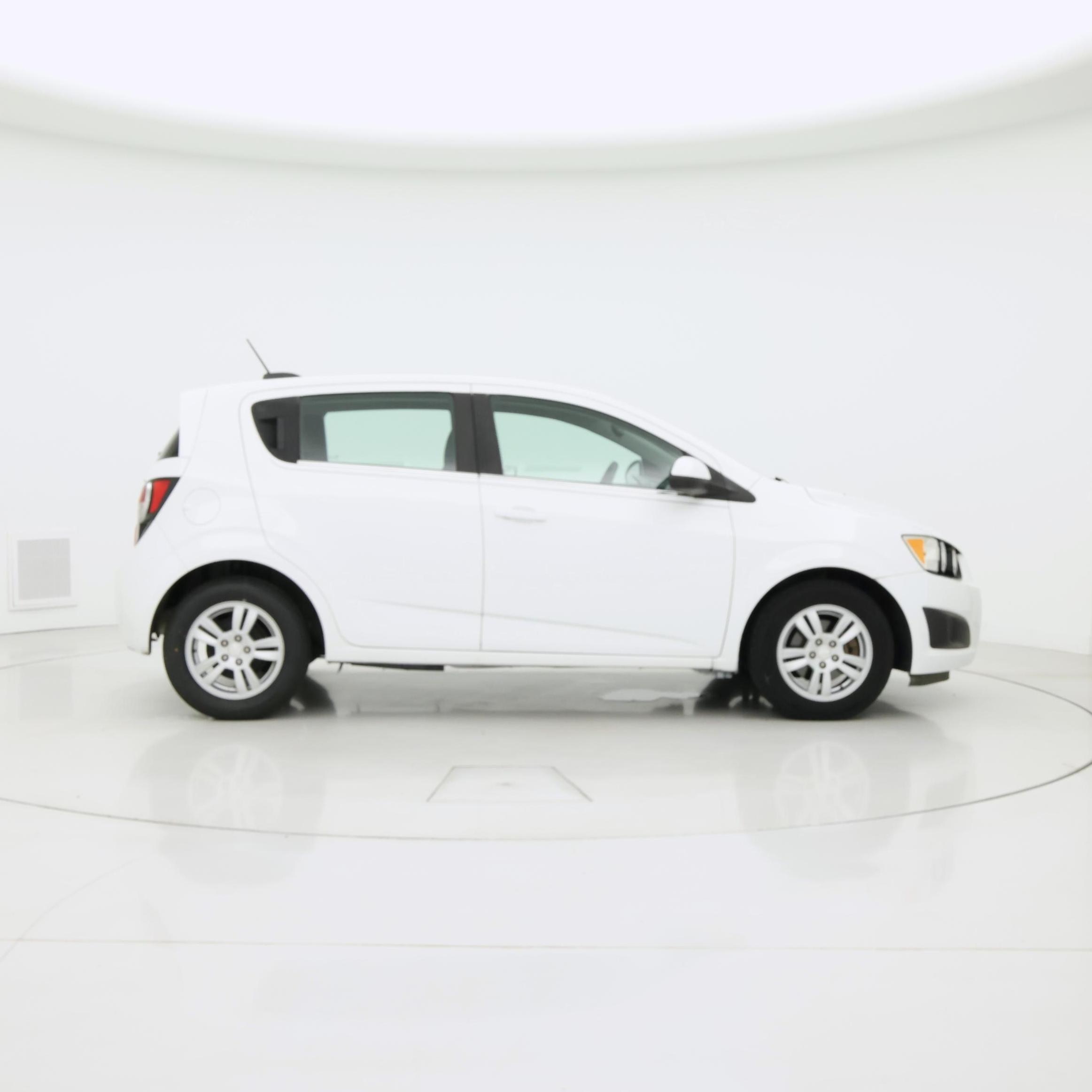Thumbnail: 2015 Chevrolet Sonic - 7