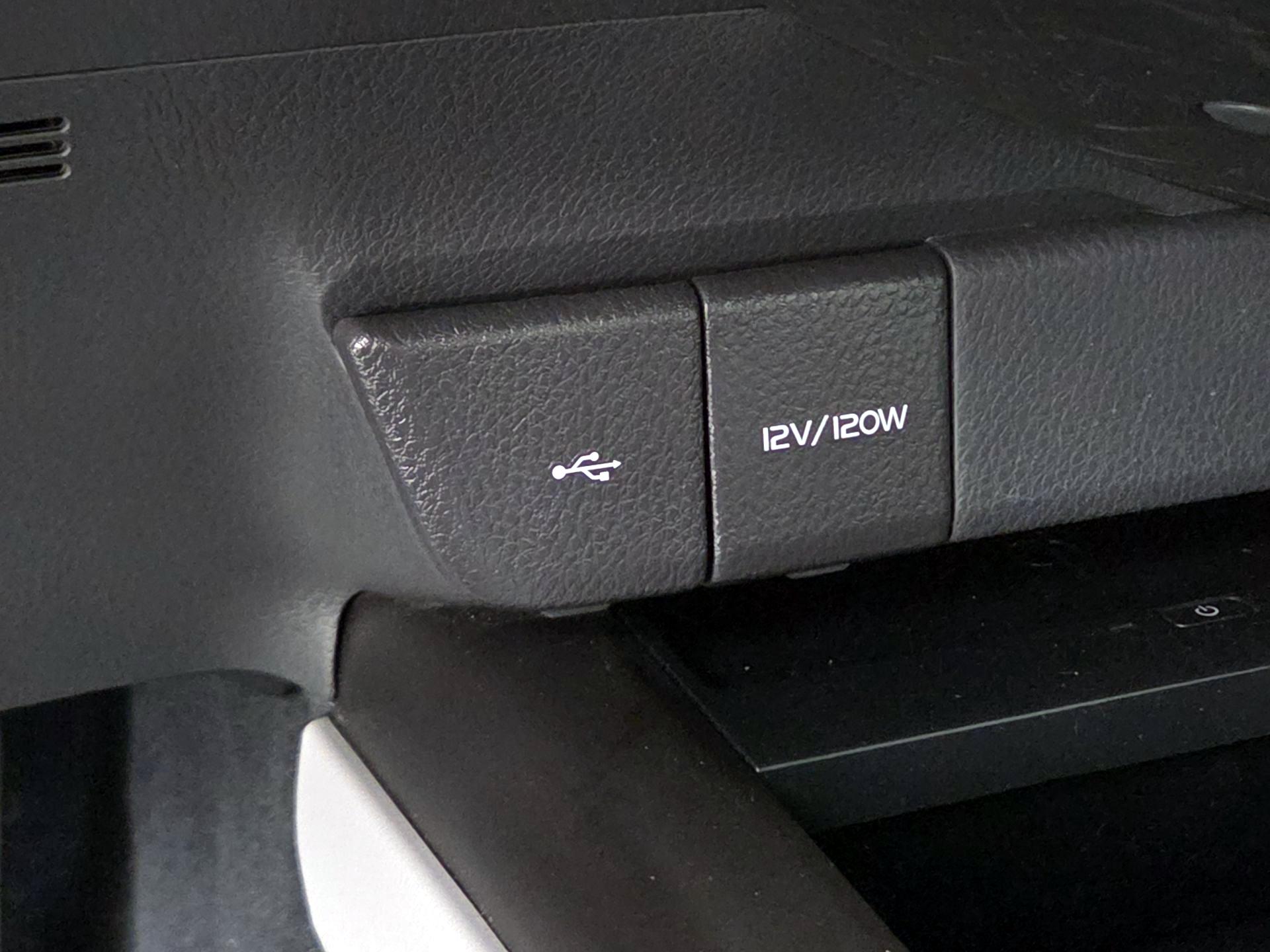 Thumbnail: 2024 Toyota Camry - 18