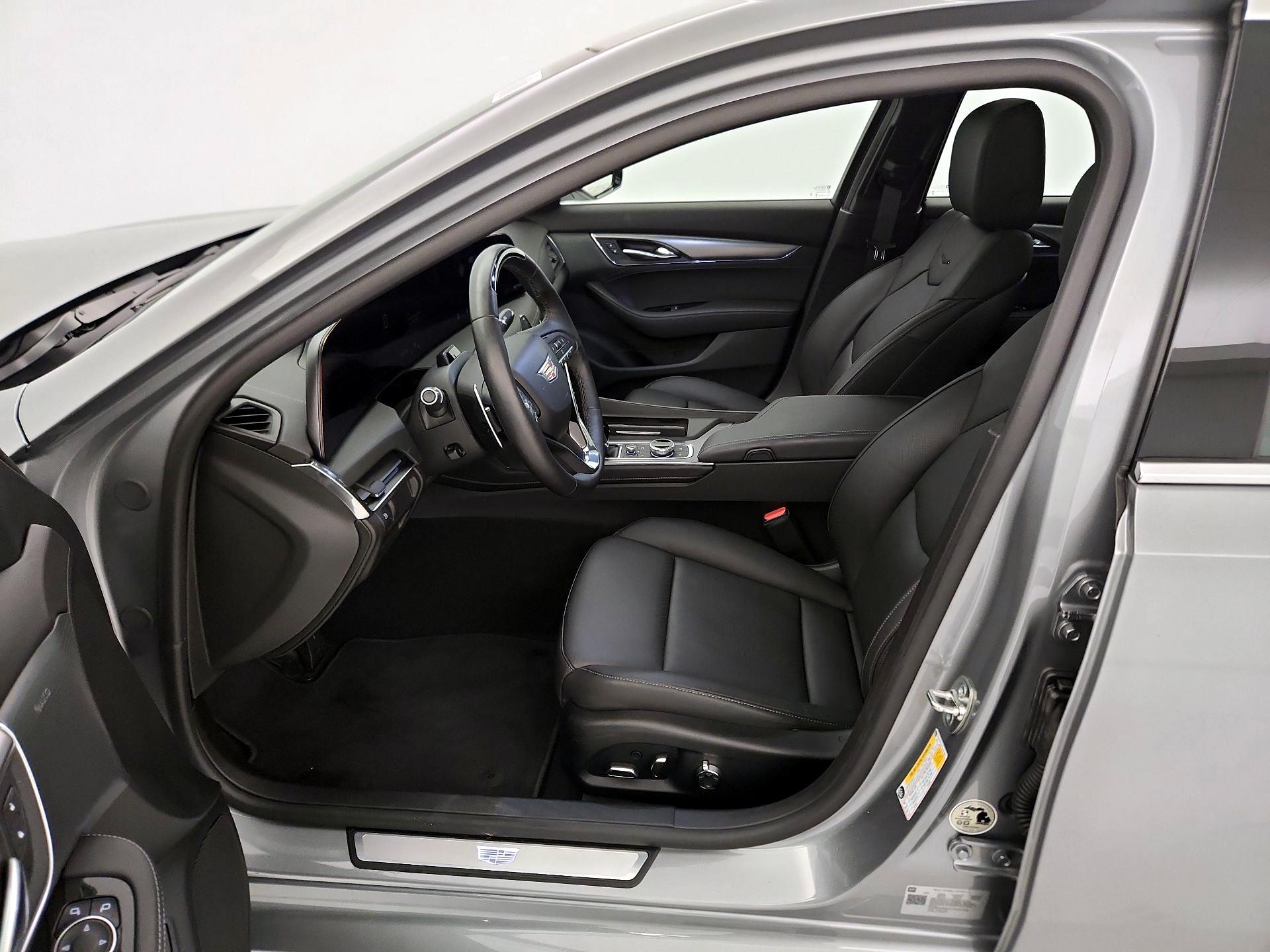 Thumbnail: 2026 Cadillac CT5 - 11
