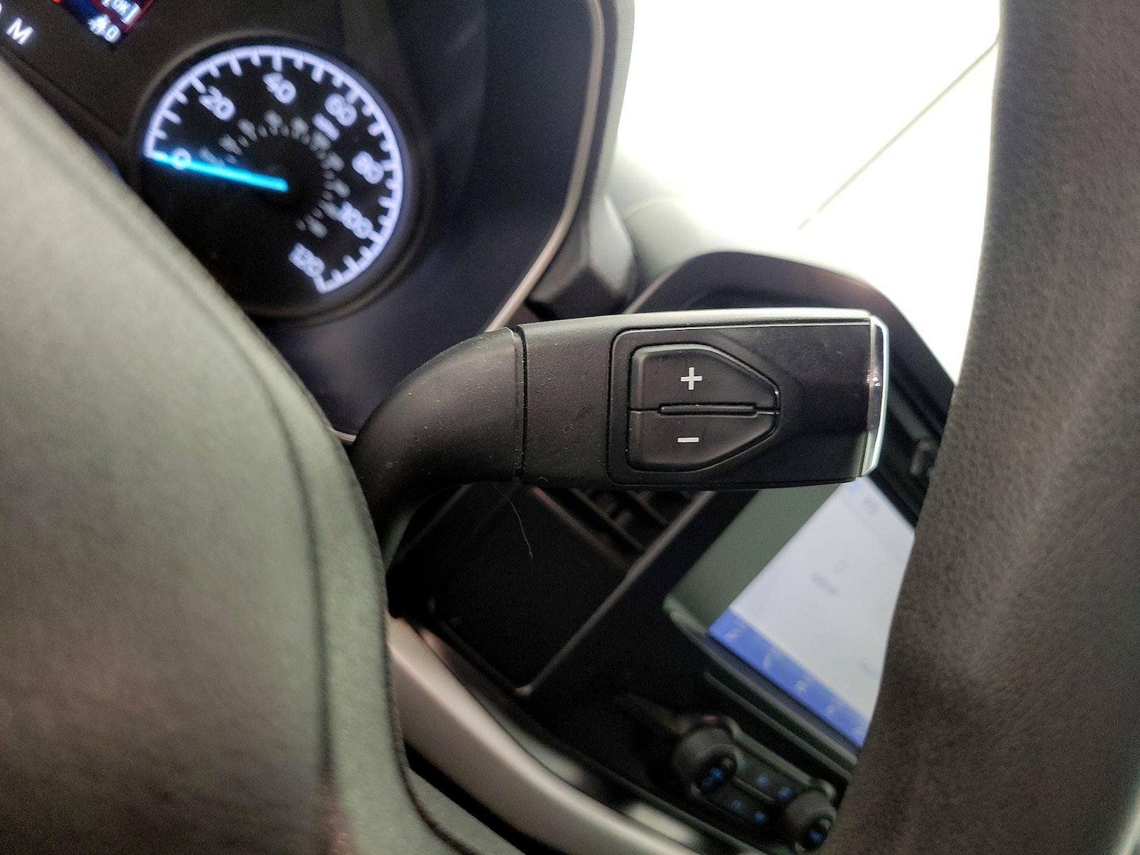 2023 Ford F-150 XL - Photo 18