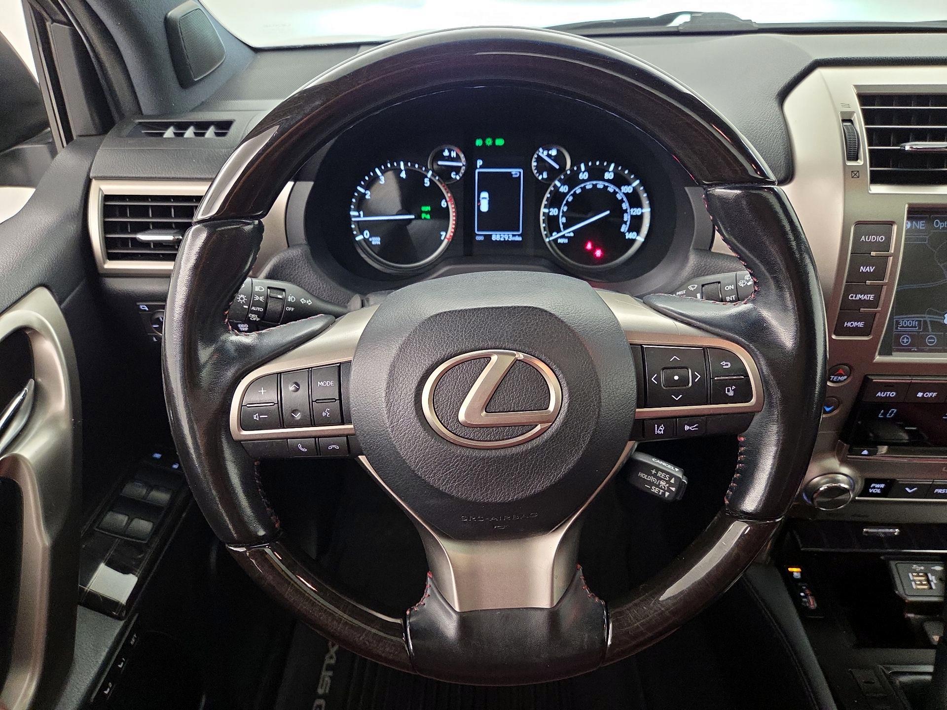 Thumbnail: 2021 Lexus GX - 10