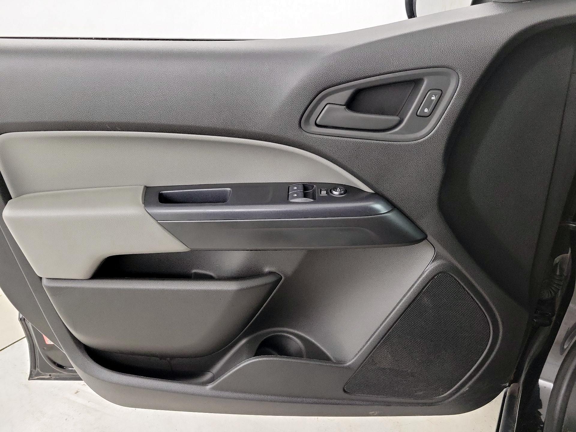 Thumbnail: 2020 Chevrolet Colorado - 12