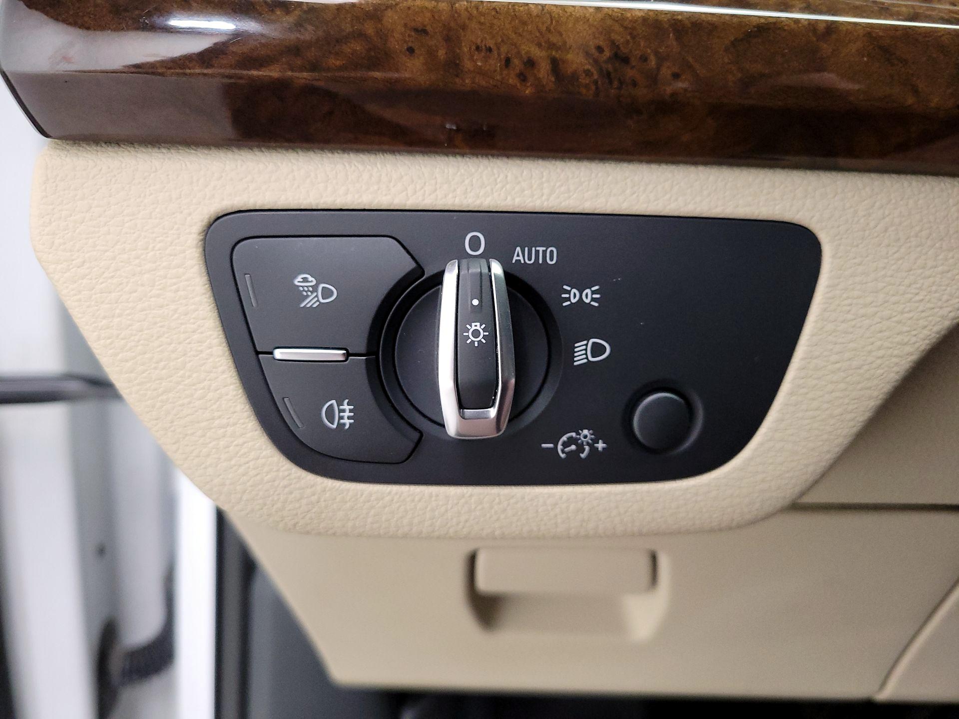 Thumbnail: 2019 Audi Q5 - 13