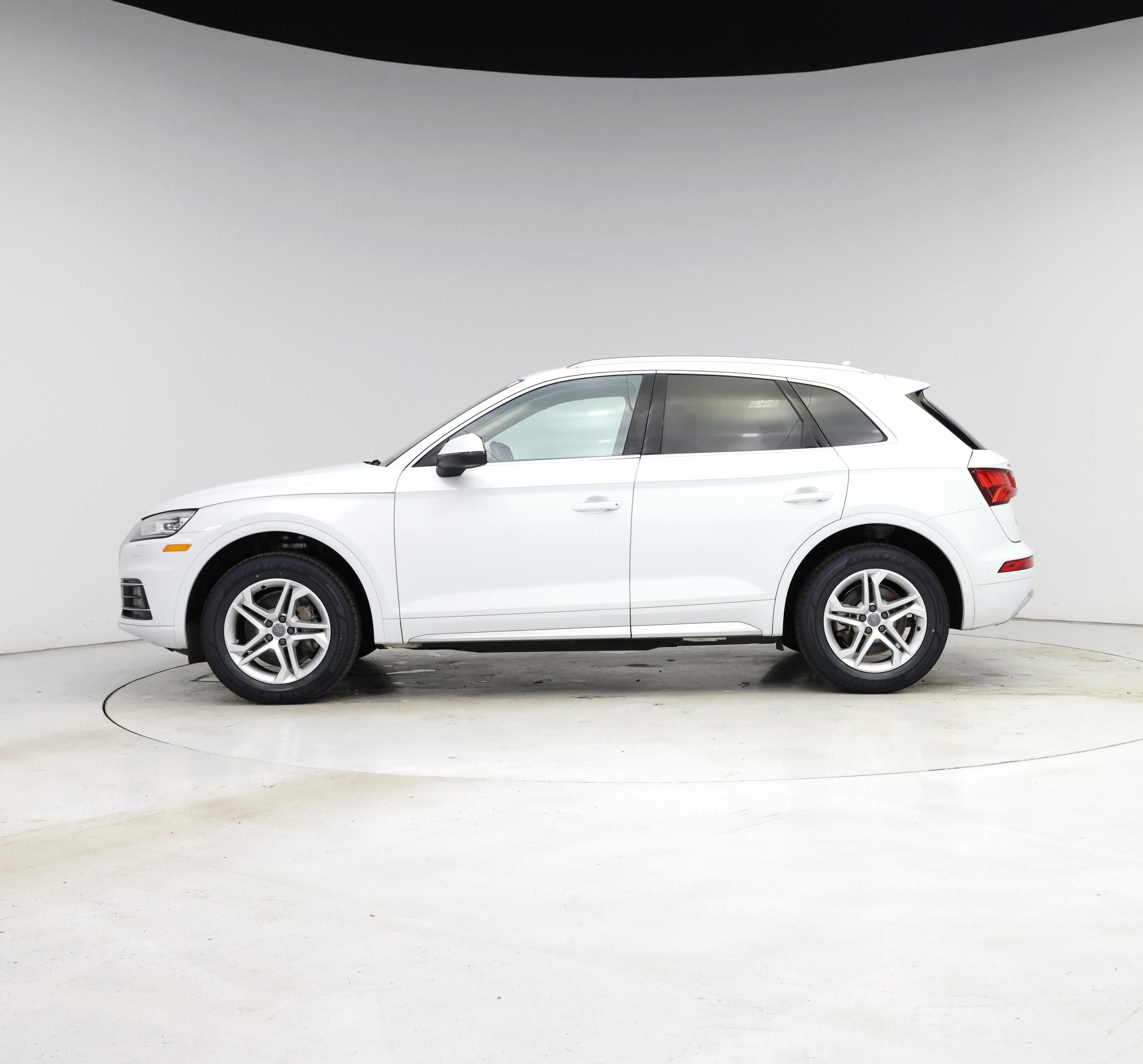 Thumbnail: 2019 Audi Q5 - 3