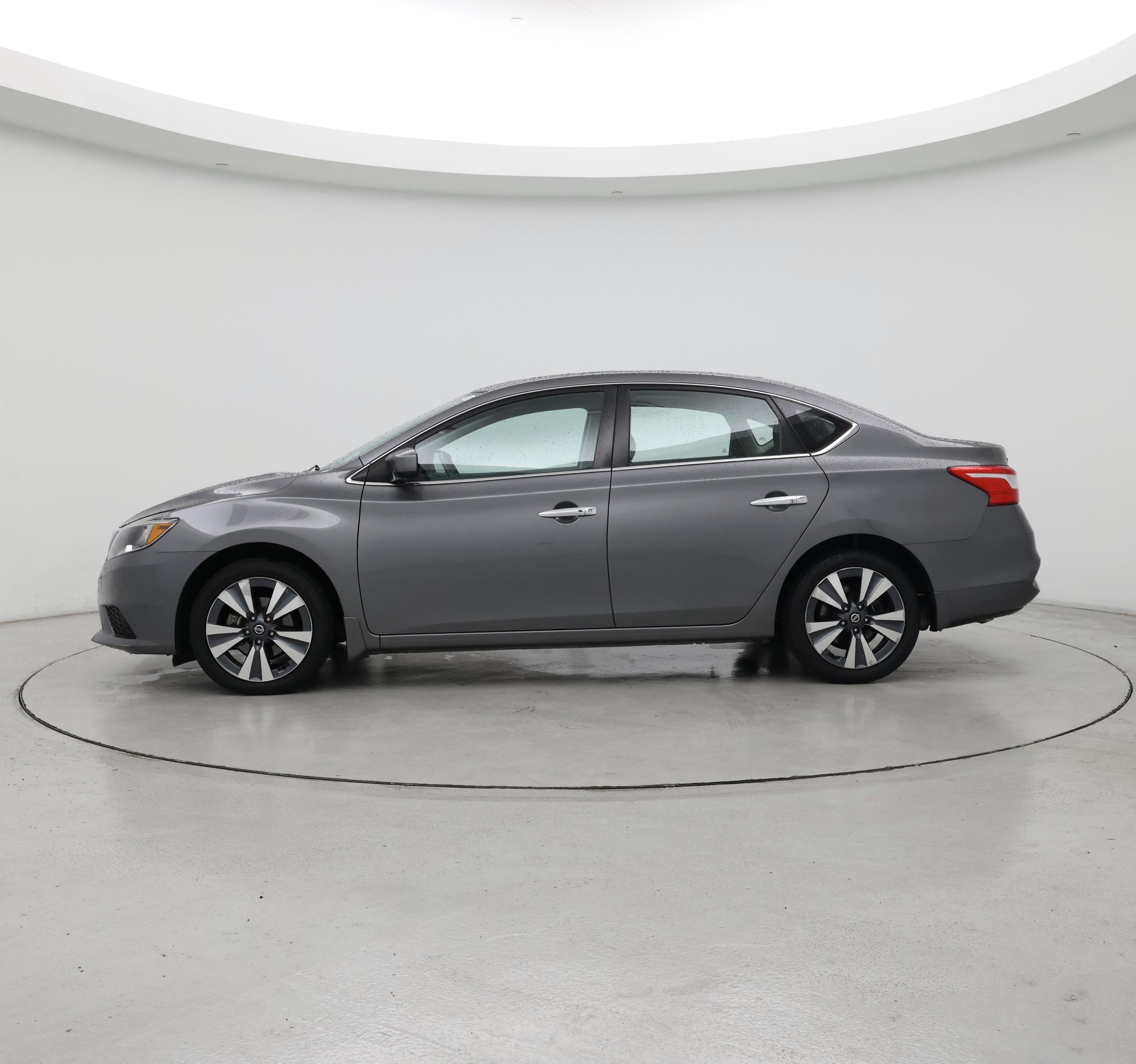 Thumbnail: 2019 Nissan Sentra - 3