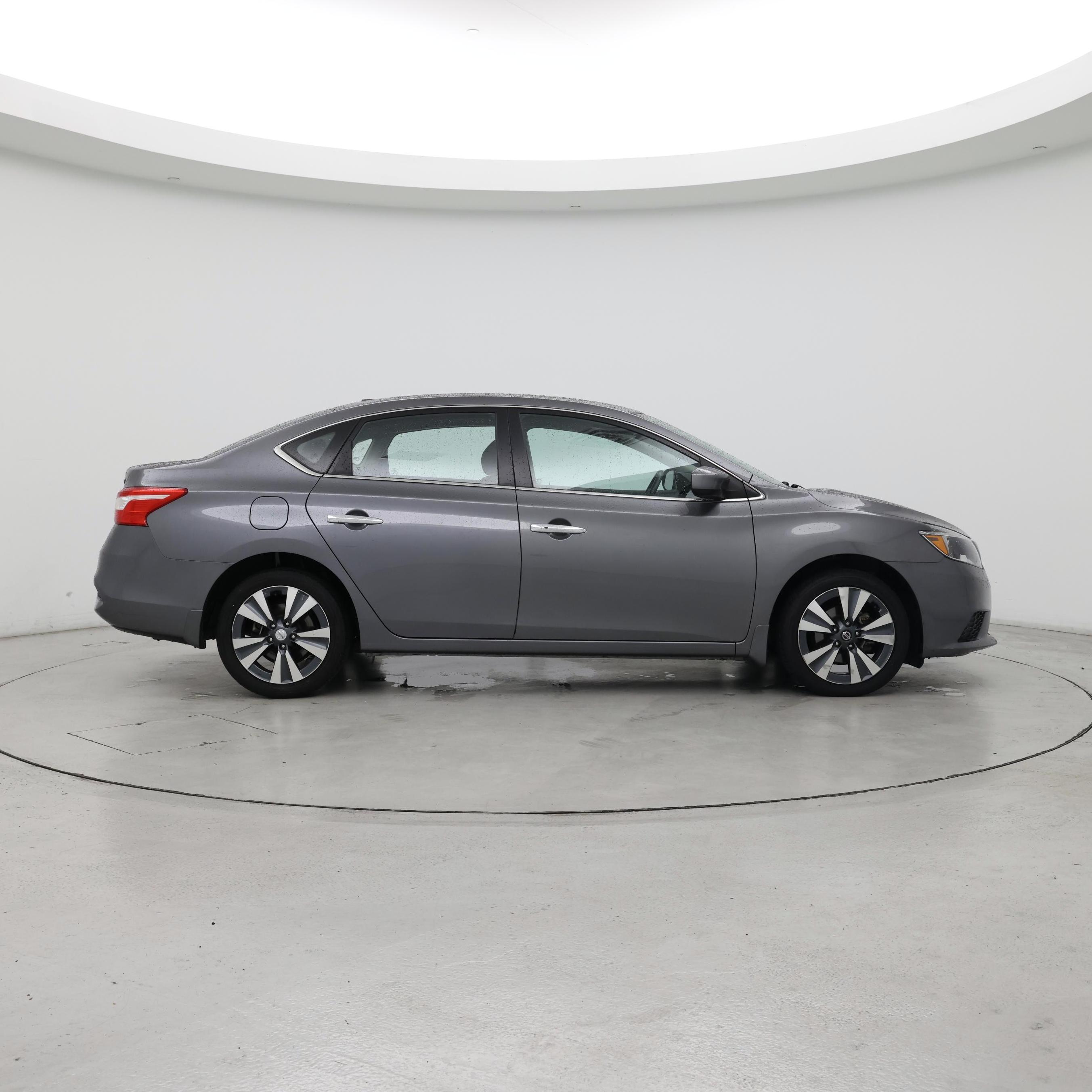Thumbnail: 2019 Nissan Sentra - 7