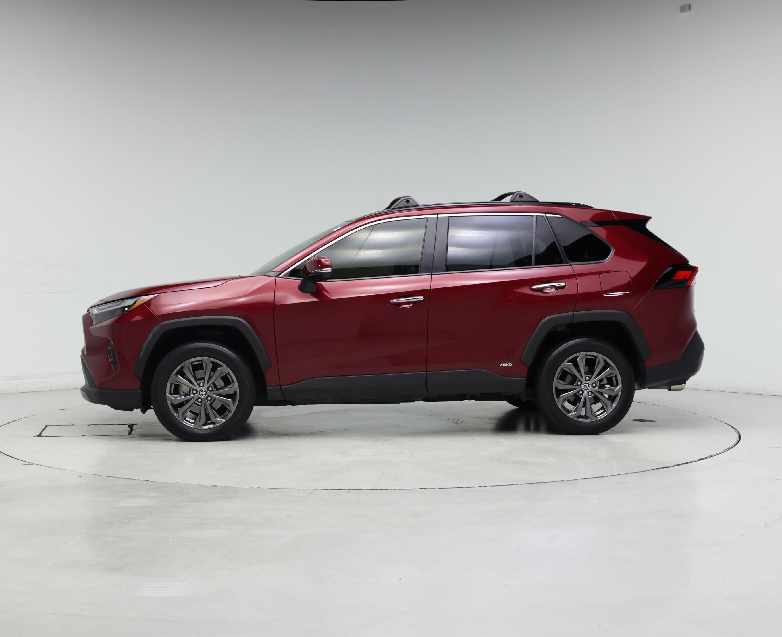 Thumbnail: 2024 Toyota RAV4 - 3