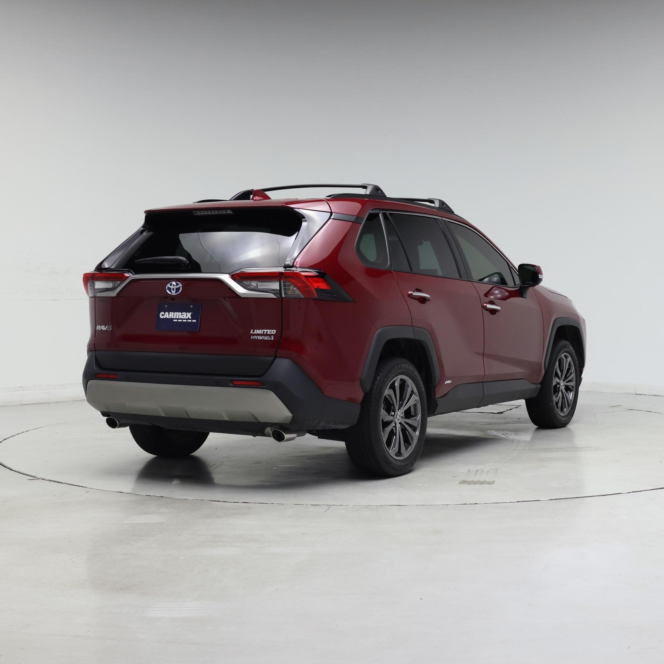 Thumbnail: 2024 Toyota RAV4 - 8
