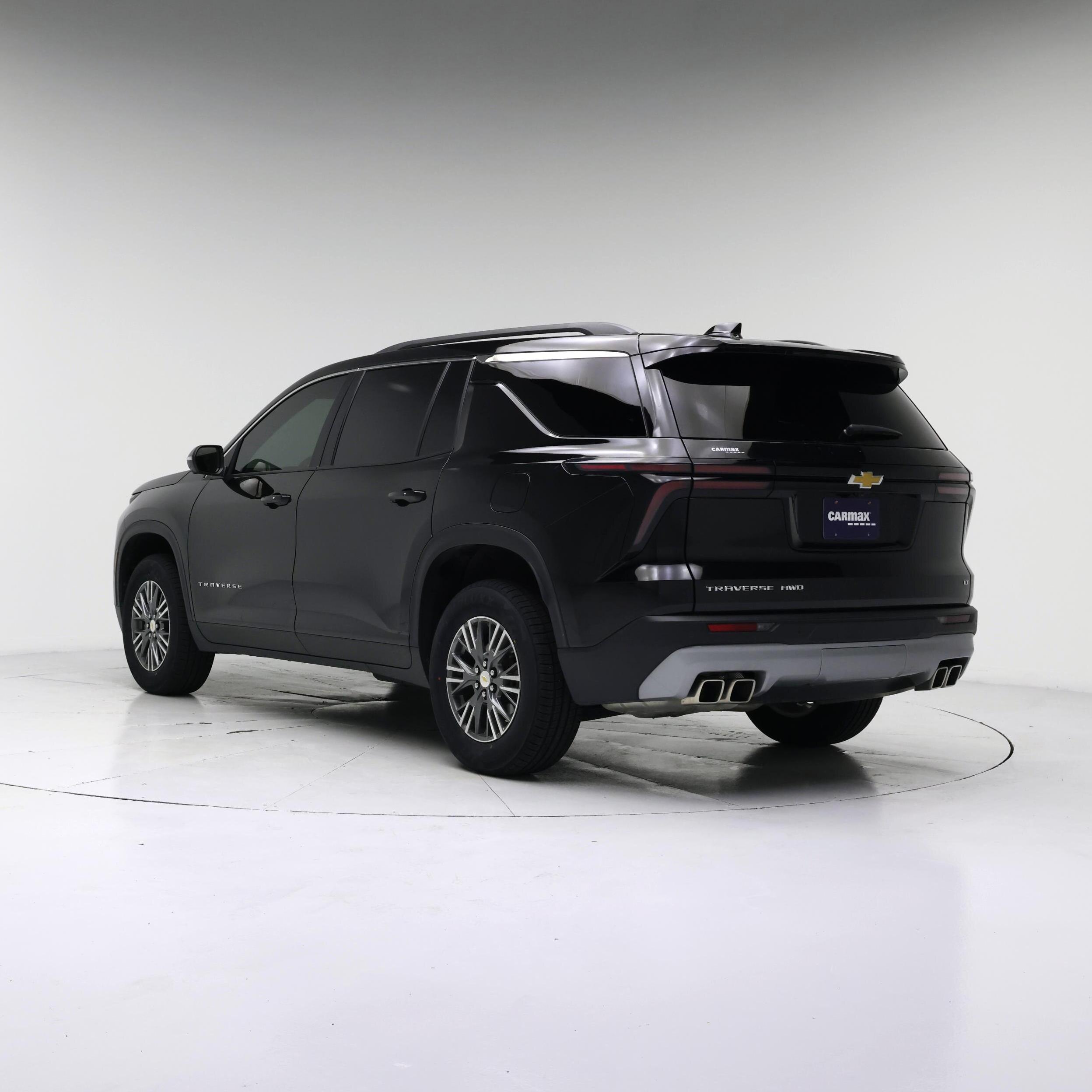 Thumbnail: 2024 Chevrolet Traverse - 2