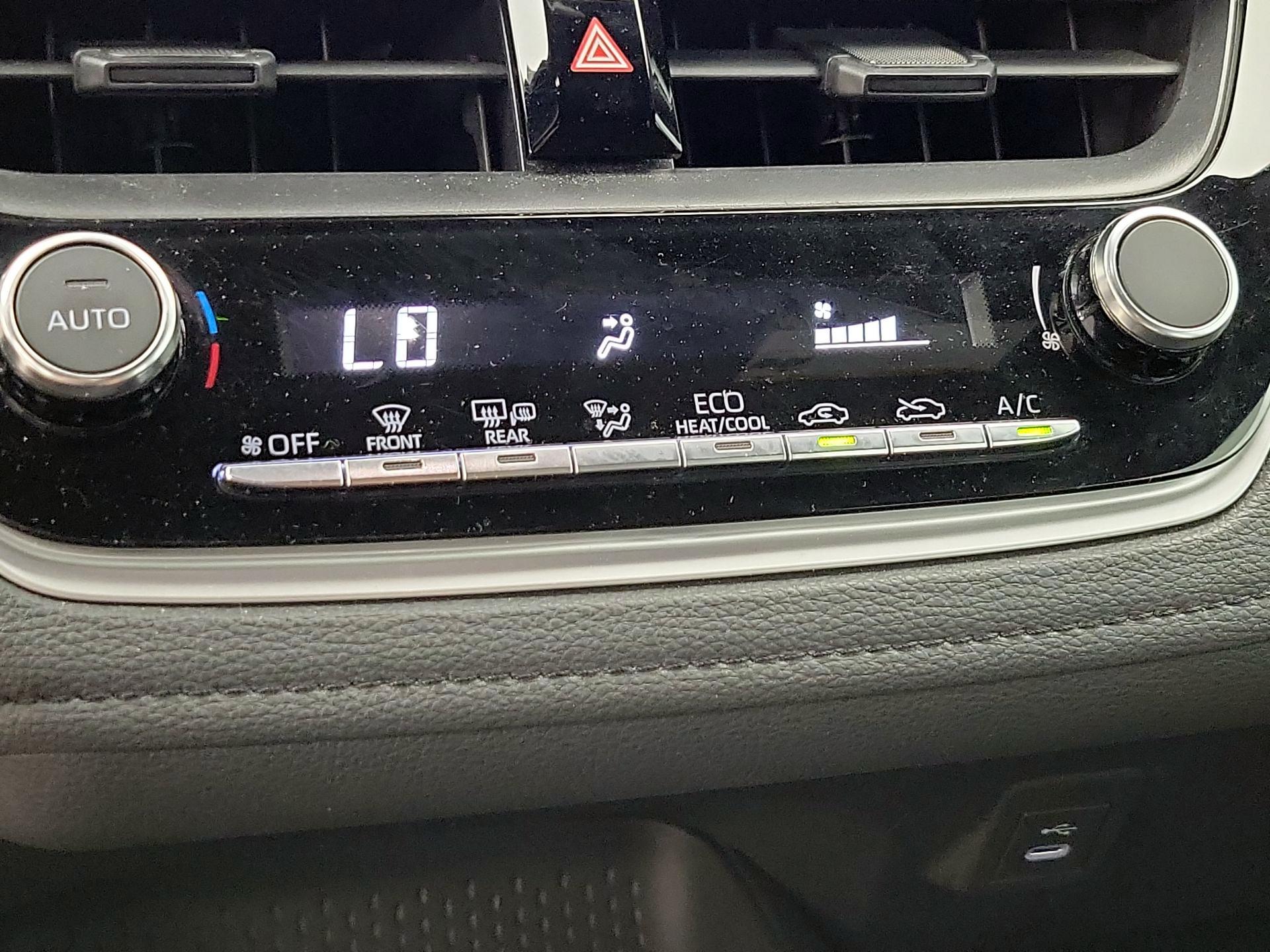 Thumbnail: 2024 Toyota Corolla - 16