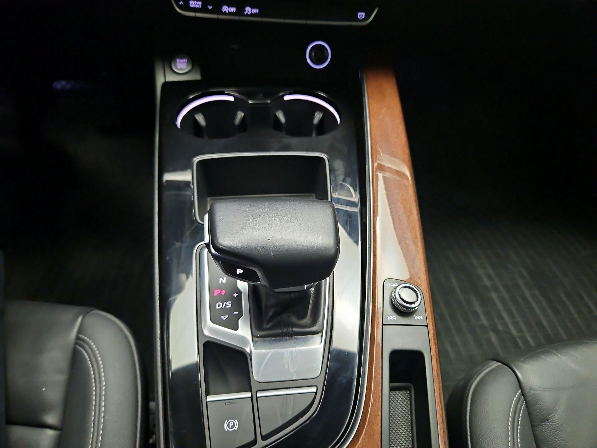 Thumbnail: 2020 Audi A4 - 16