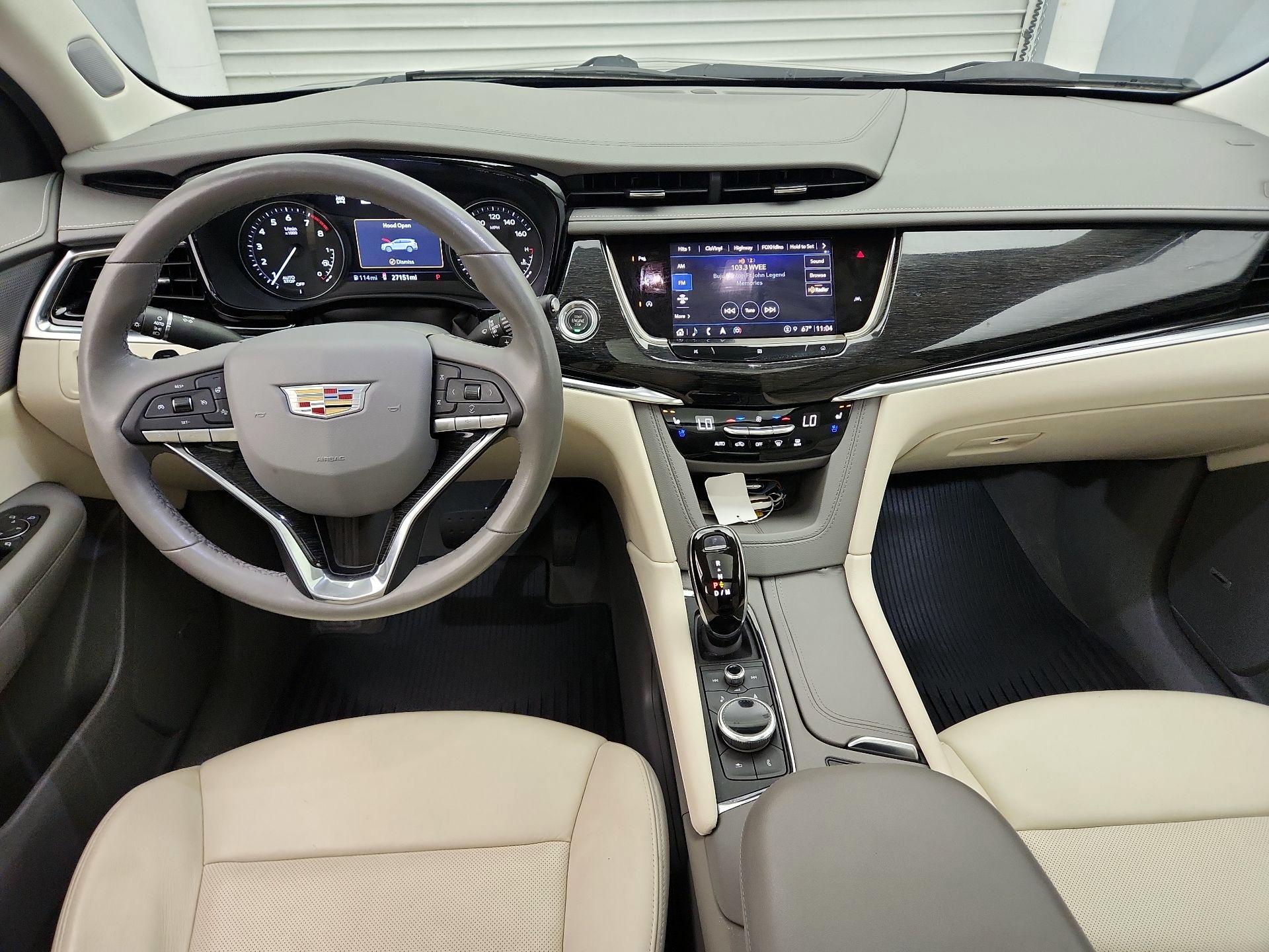 Thumbnail: 2021 Cadillac XT6 - 9