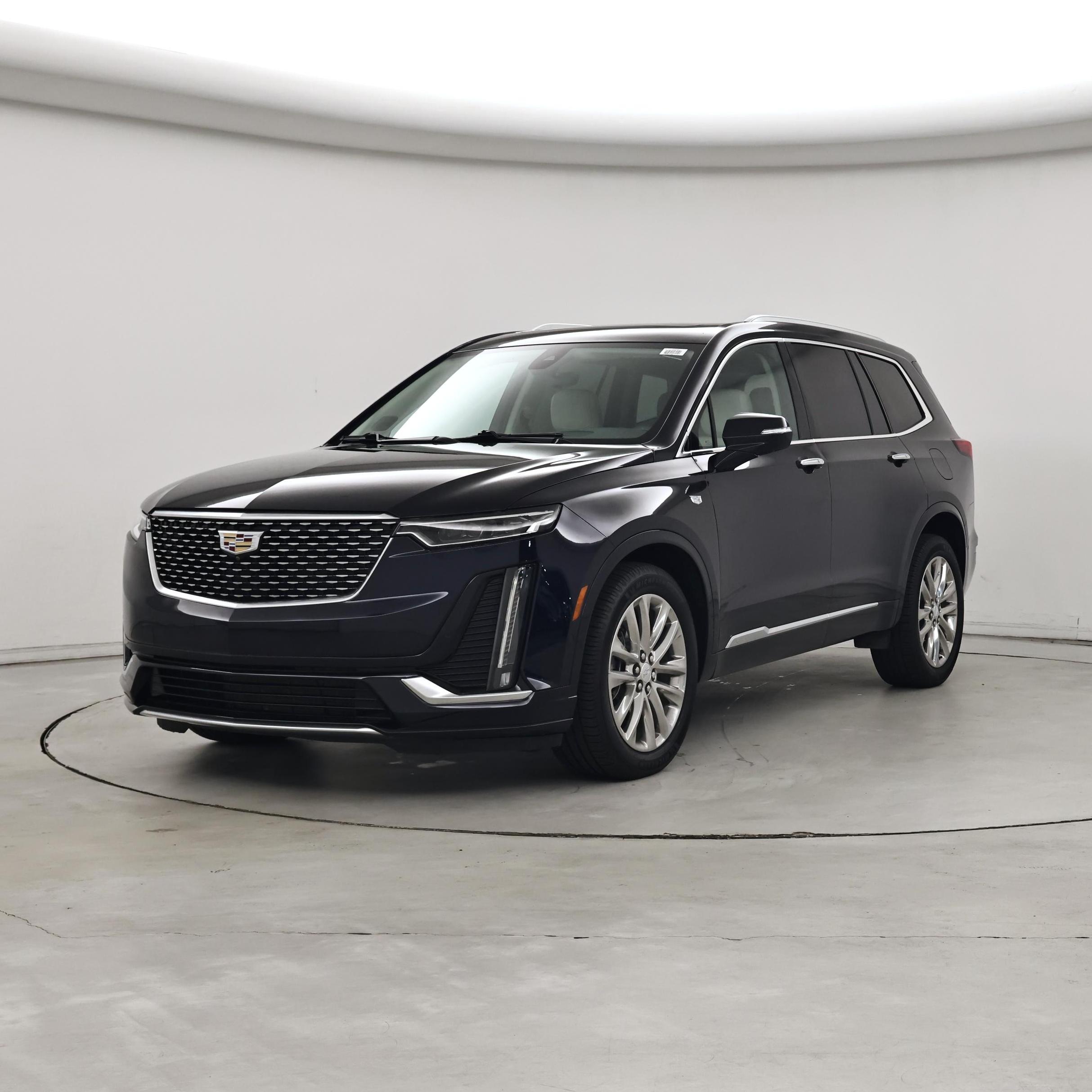 Thumbnail: 2021 Cadillac XT6 - 4