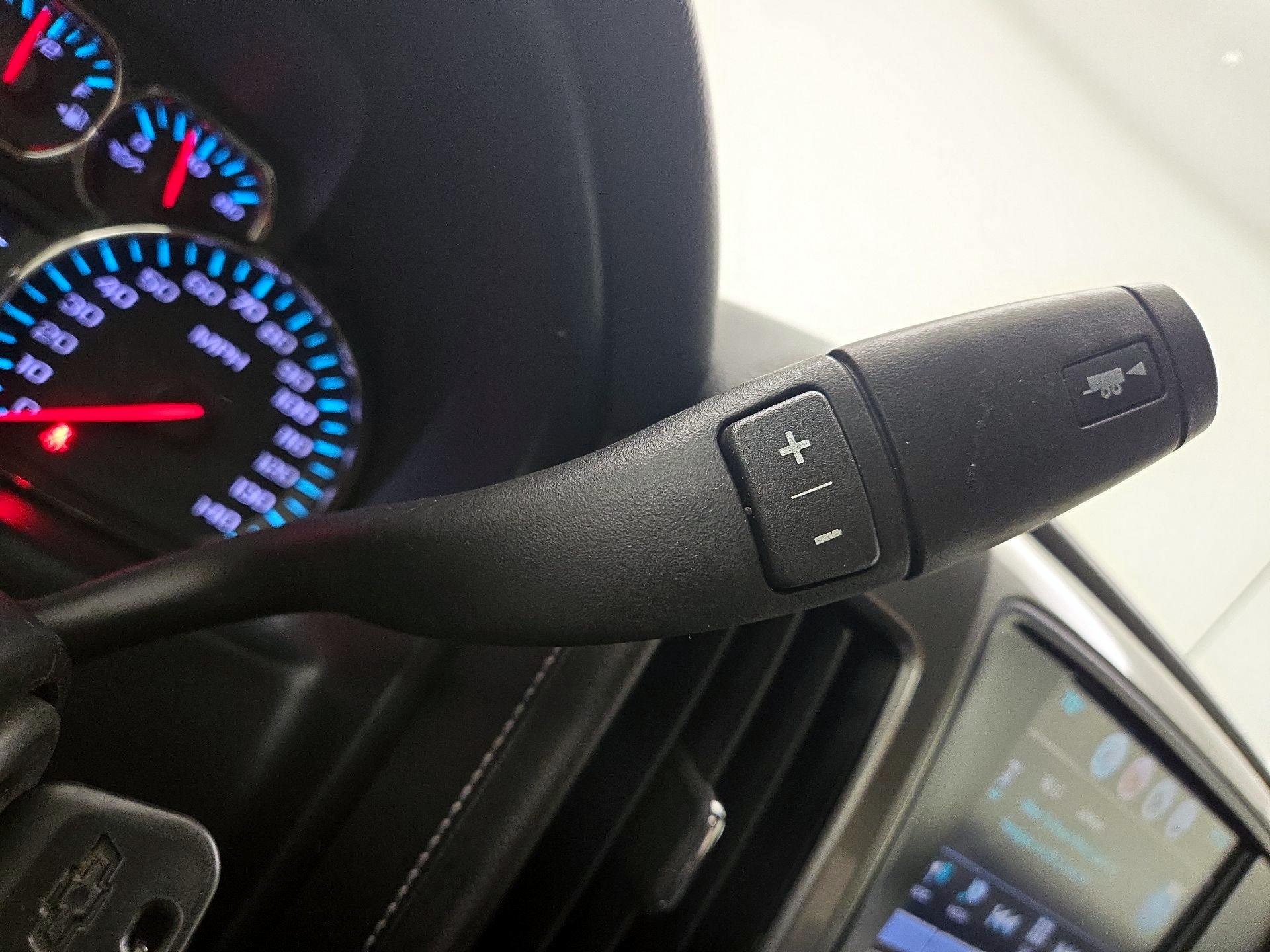 Thumbnail: 2018 Chevrolet Silverado 1500 - 17