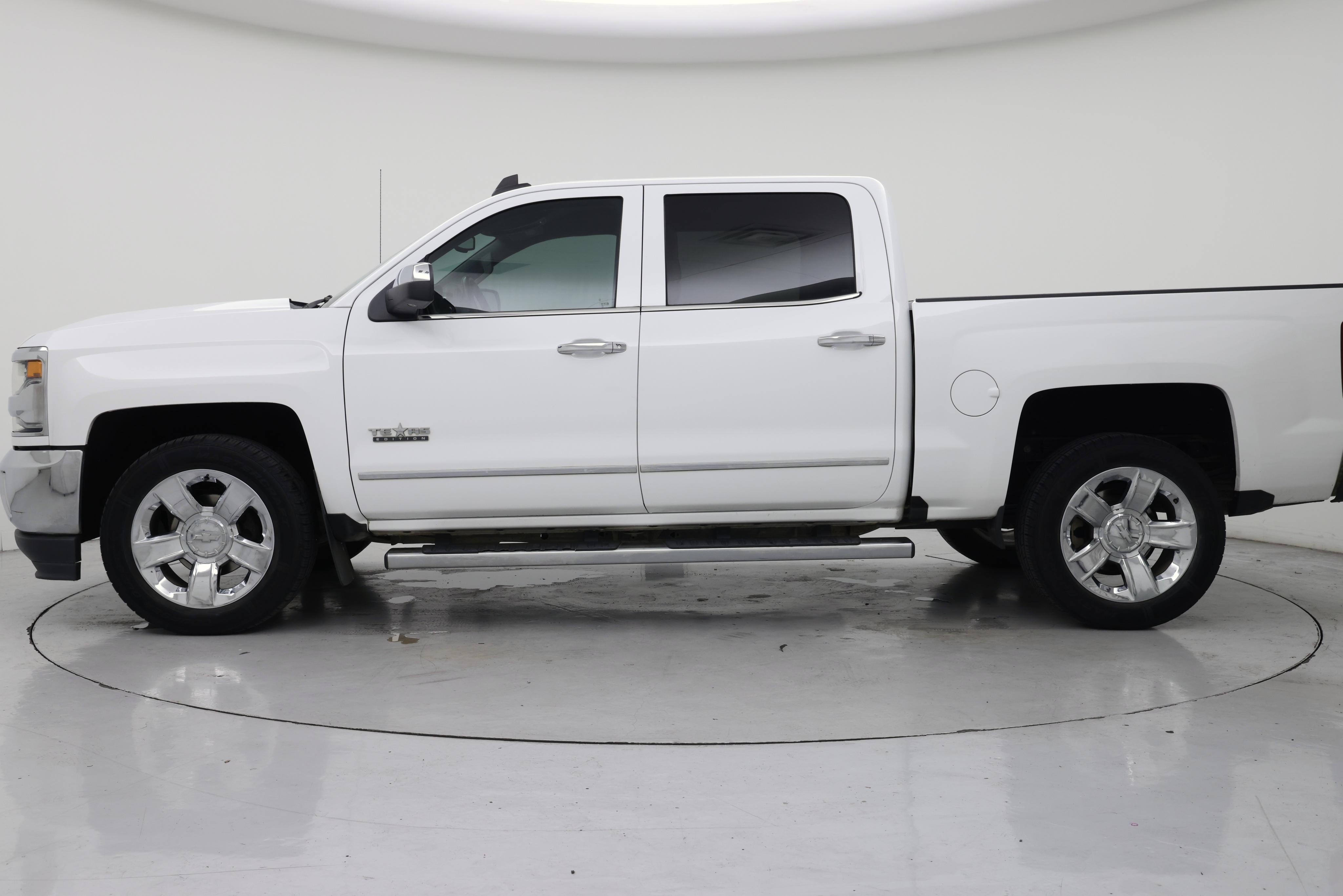 Thumbnail: 2018 Chevrolet Silverado 1500 - 3