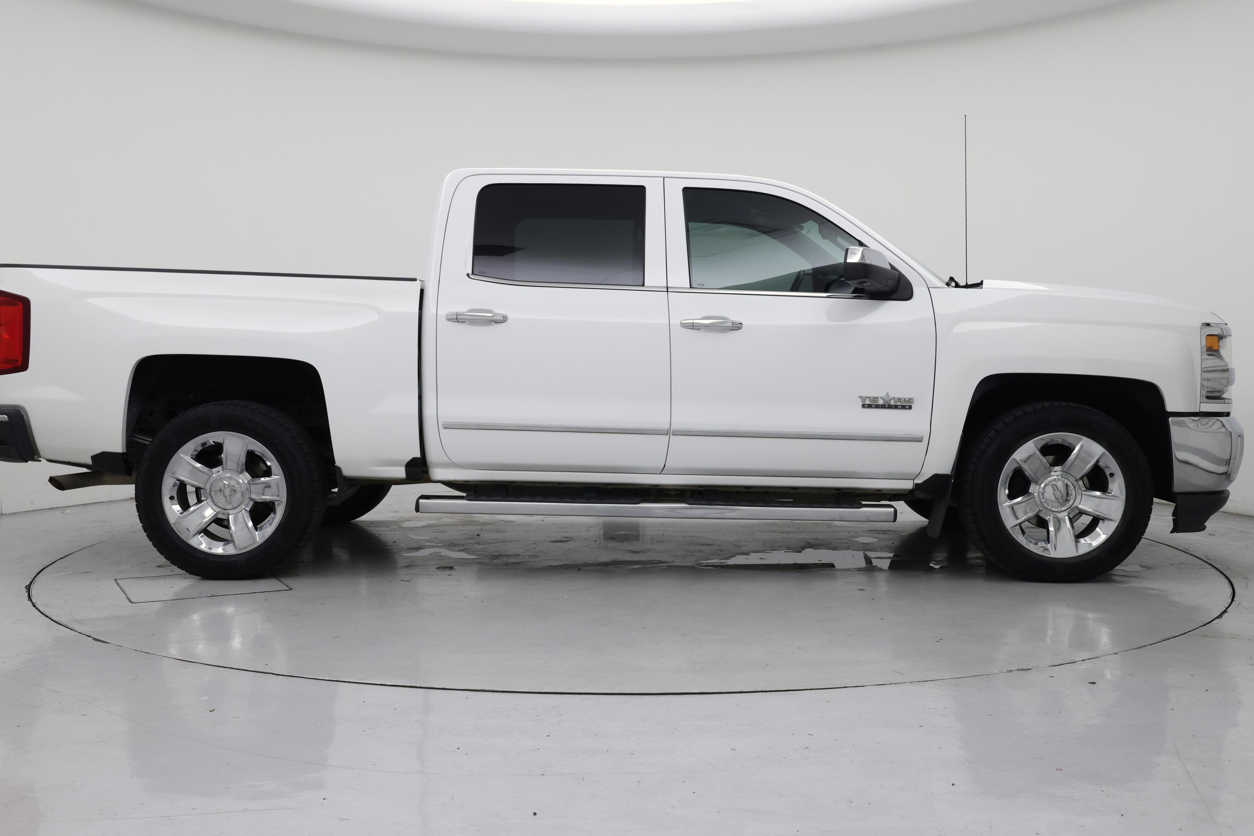 Thumbnail: 2018 Chevrolet Silverado 1500 - 7