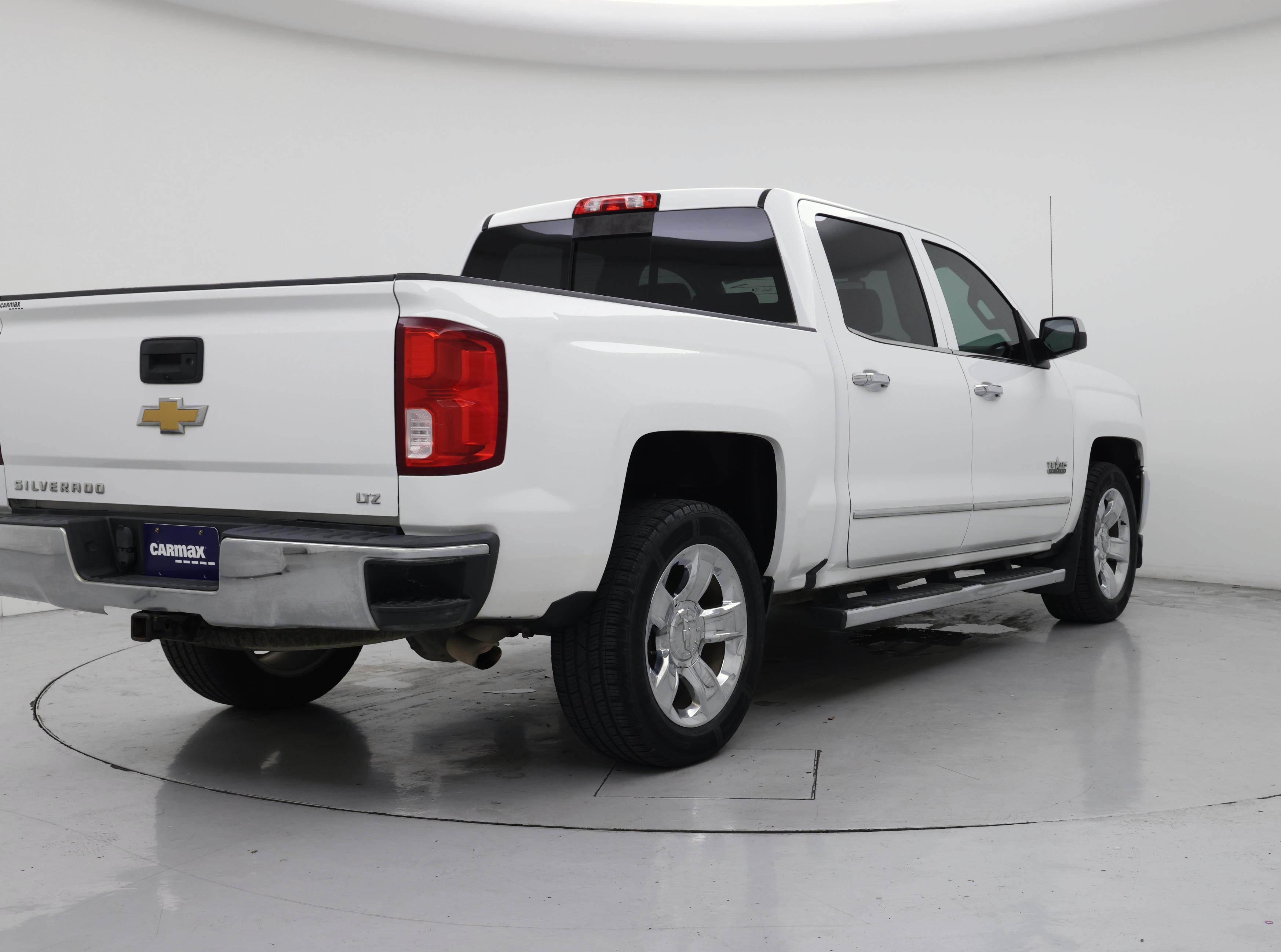 Thumbnail: 2018 Chevrolet Silverado 1500 - 8