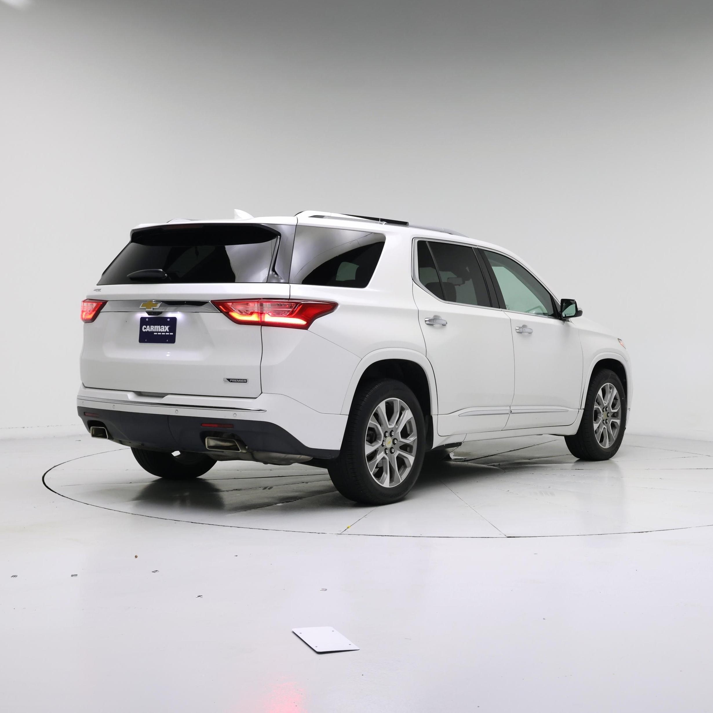 Thumbnail: 2018 Chevrolet Traverse - 8