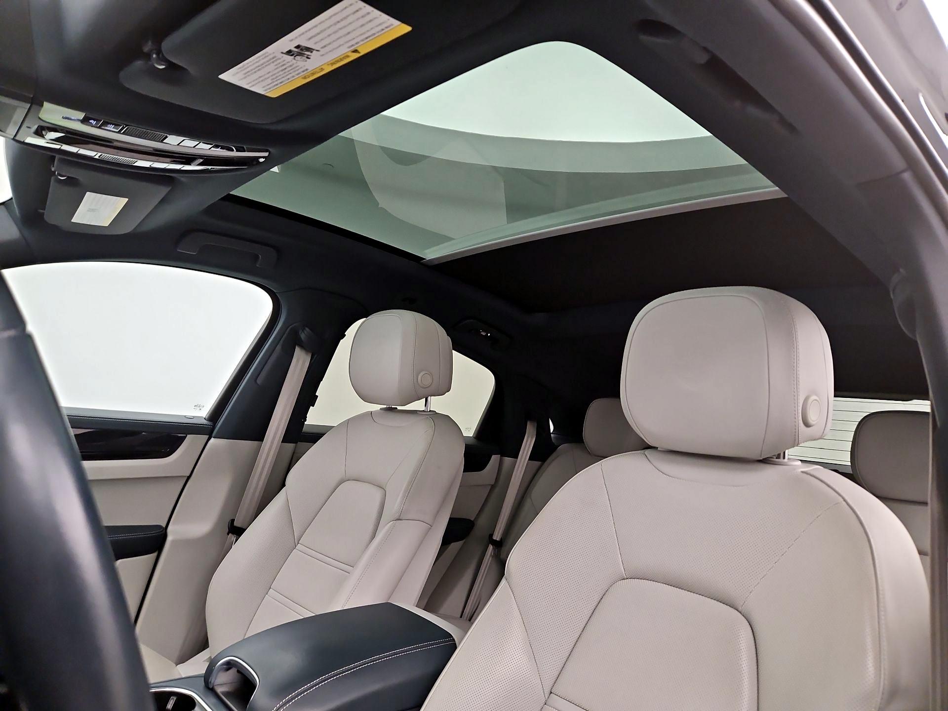 Thumbnail: 2023 Porsche Cayenne - 20