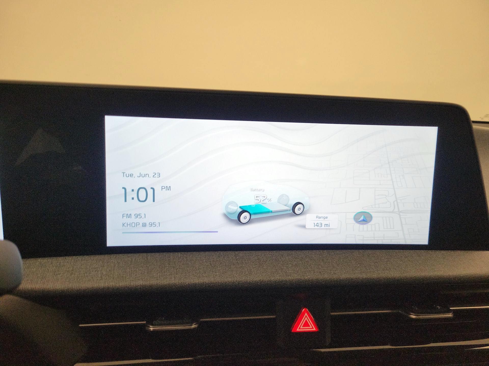 Thumbnail: 2023 Kia EV6 - 16