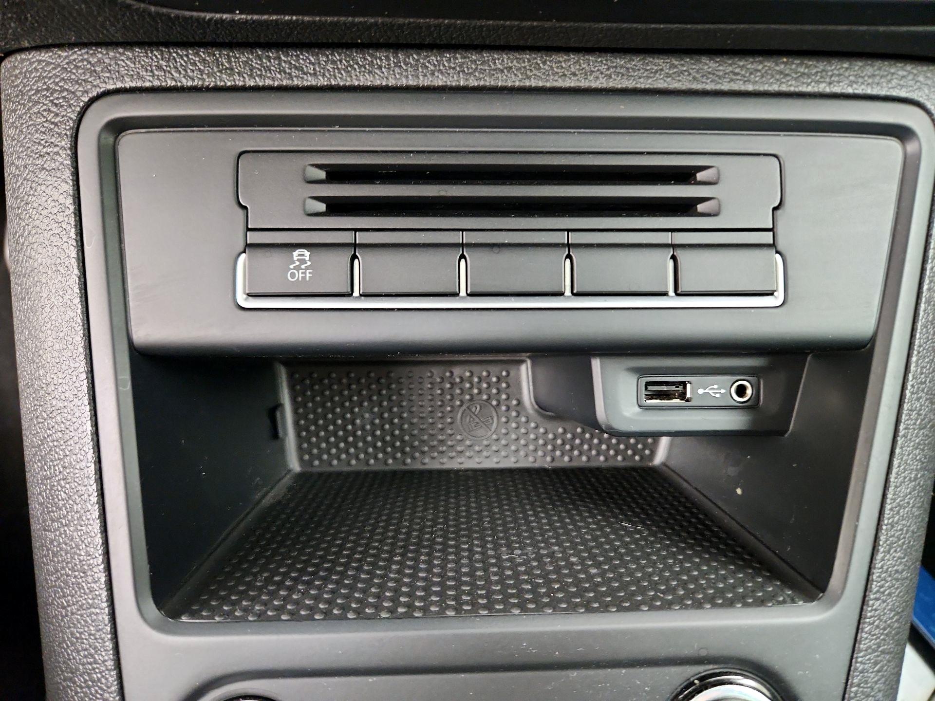Thumbnail: 2017 Volkswagen Tiguan - 19