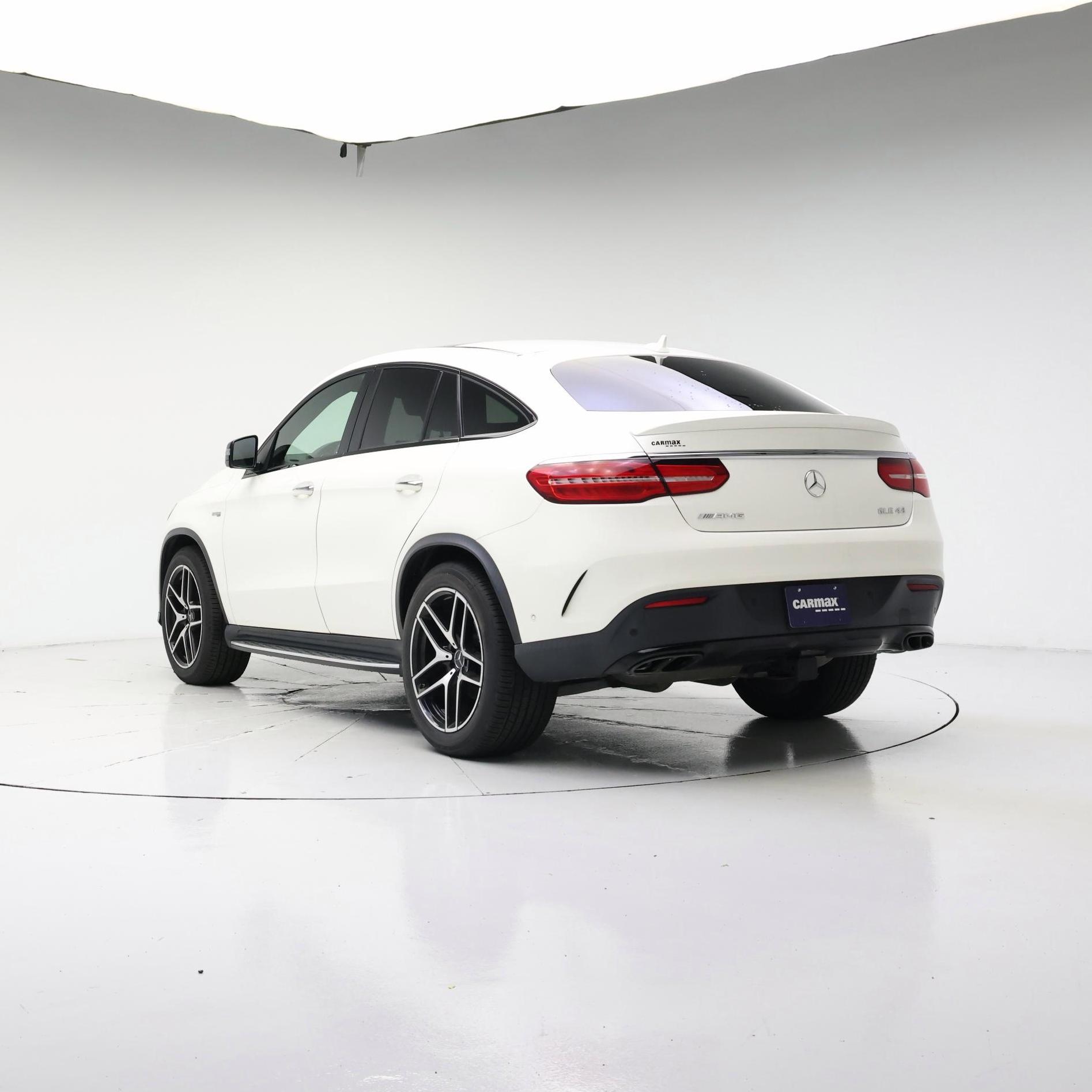 Thumbnail: 2019 Mercedes-Benz GLE - 2
