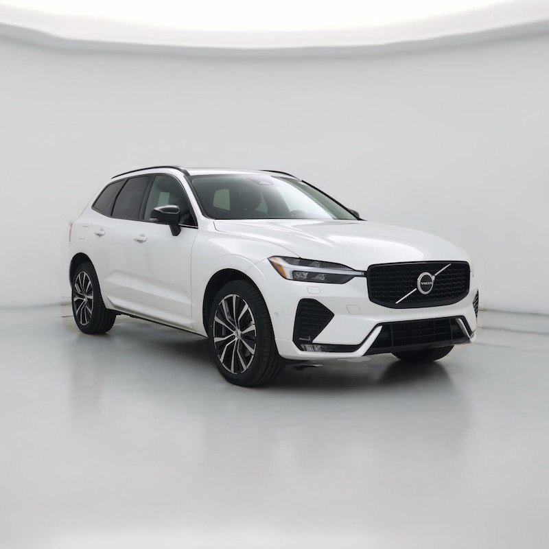 2023 Volvo XC60 B5 Plus Dark Theme