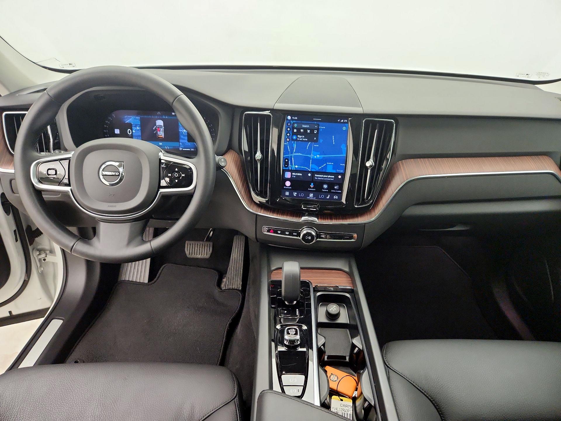 Thumbnail: 2023 Volvo XC60 - 9
