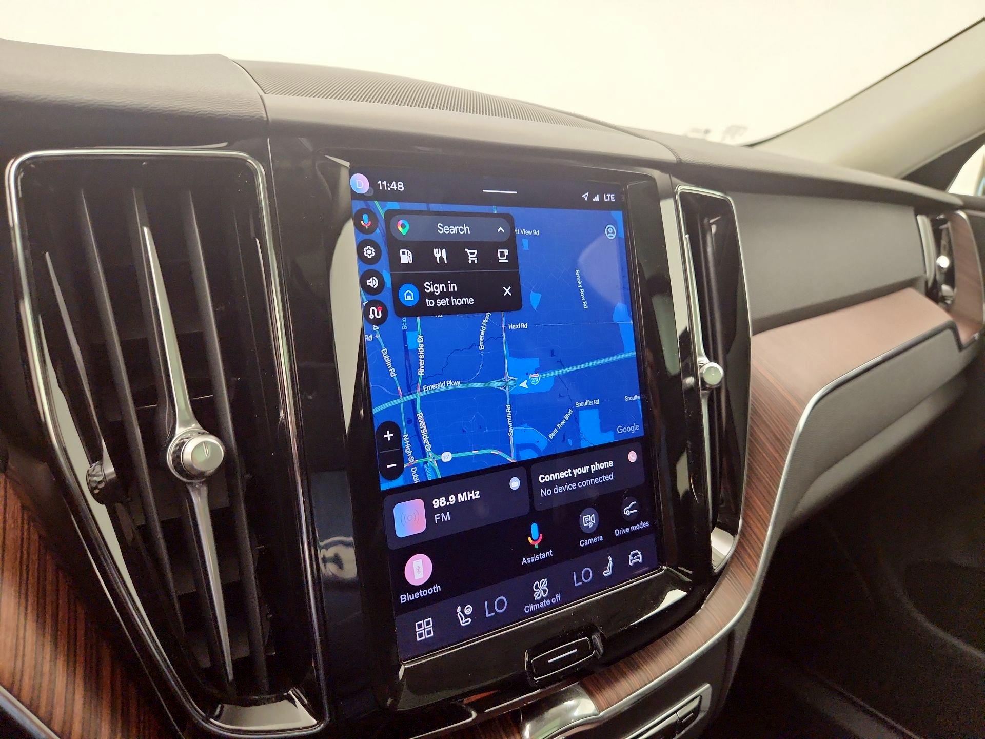 Thumbnail: 2023 Volvo XC60 - 13