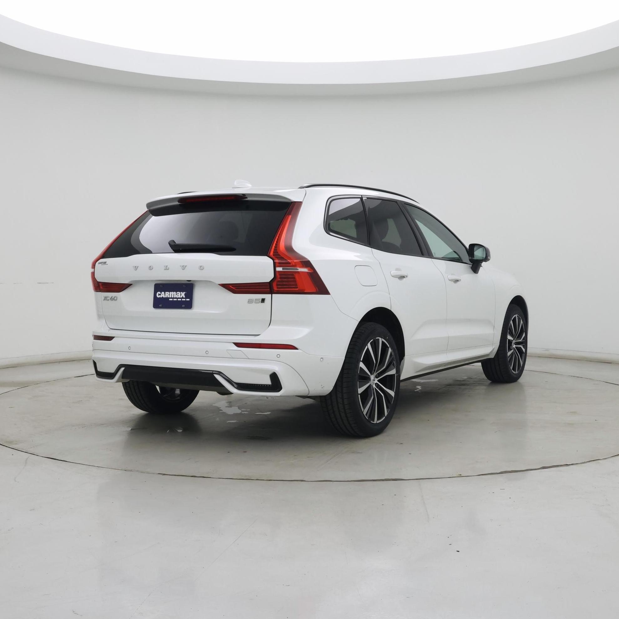 Thumbnail: 2023 Volvo XC60 - 8