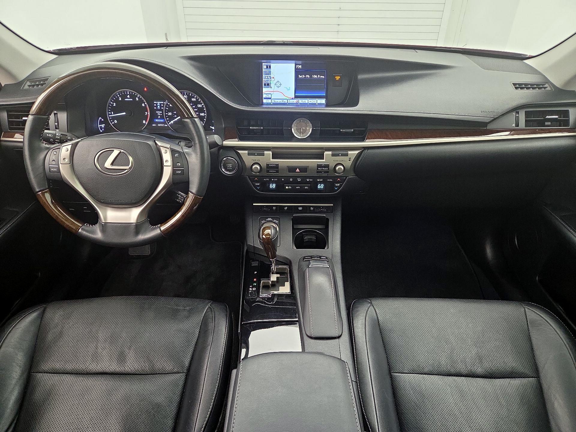 Thumbnail: 2014 Lexus ES - 9