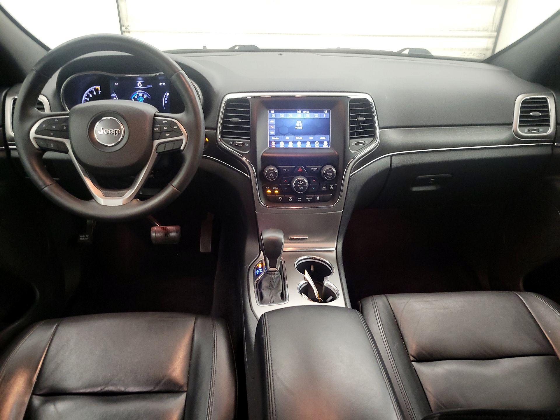 Thumbnail: 2018 Jeep Grand Cherokee - 9