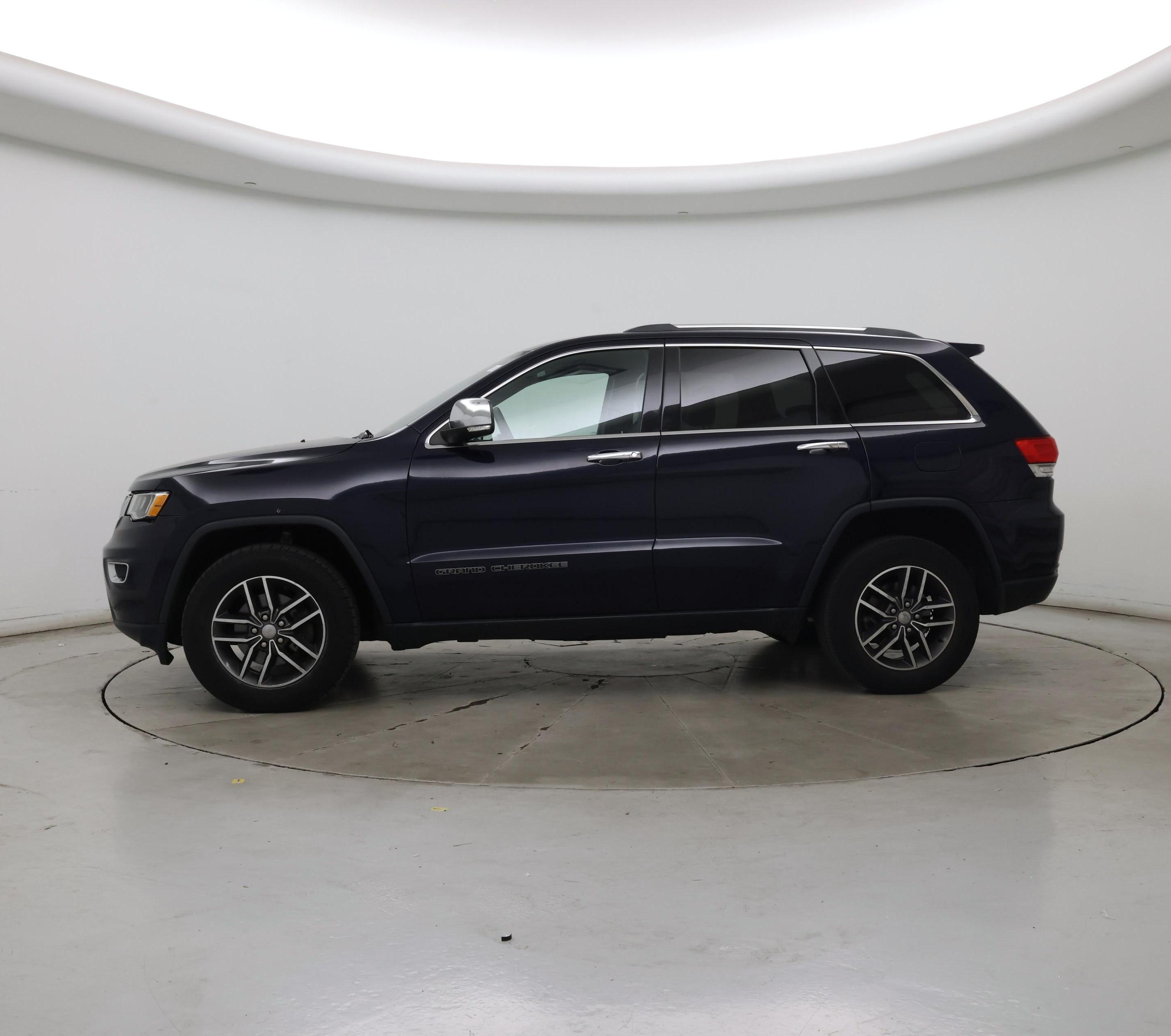 Thumbnail: 2018 Jeep Grand Cherokee - 3