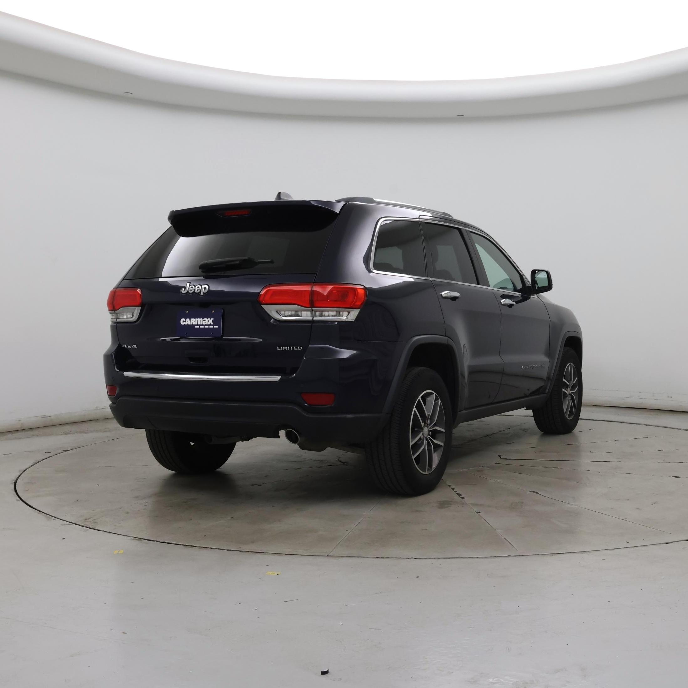 Thumbnail: 2018 Jeep Grand Cherokee - 8