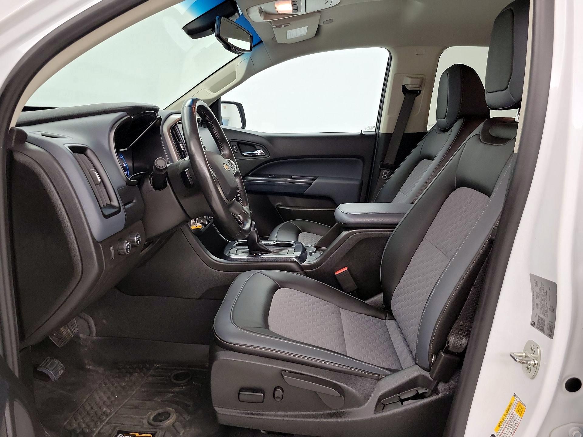 Thumbnail: 2022 Chevrolet Colorado - 11