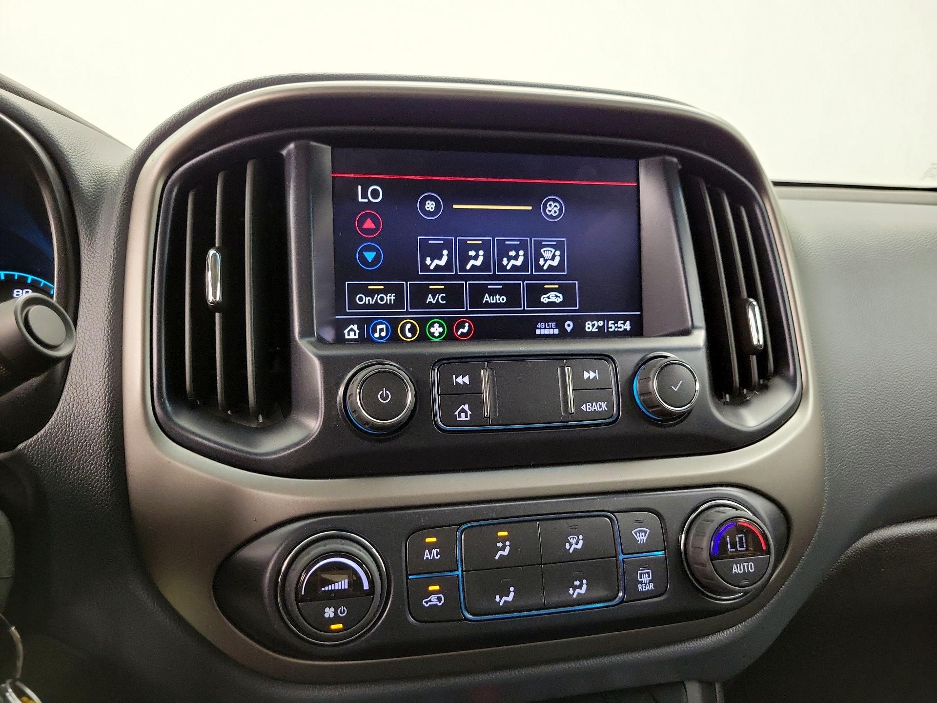 Thumbnail: 2022 Chevrolet Colorado - 16