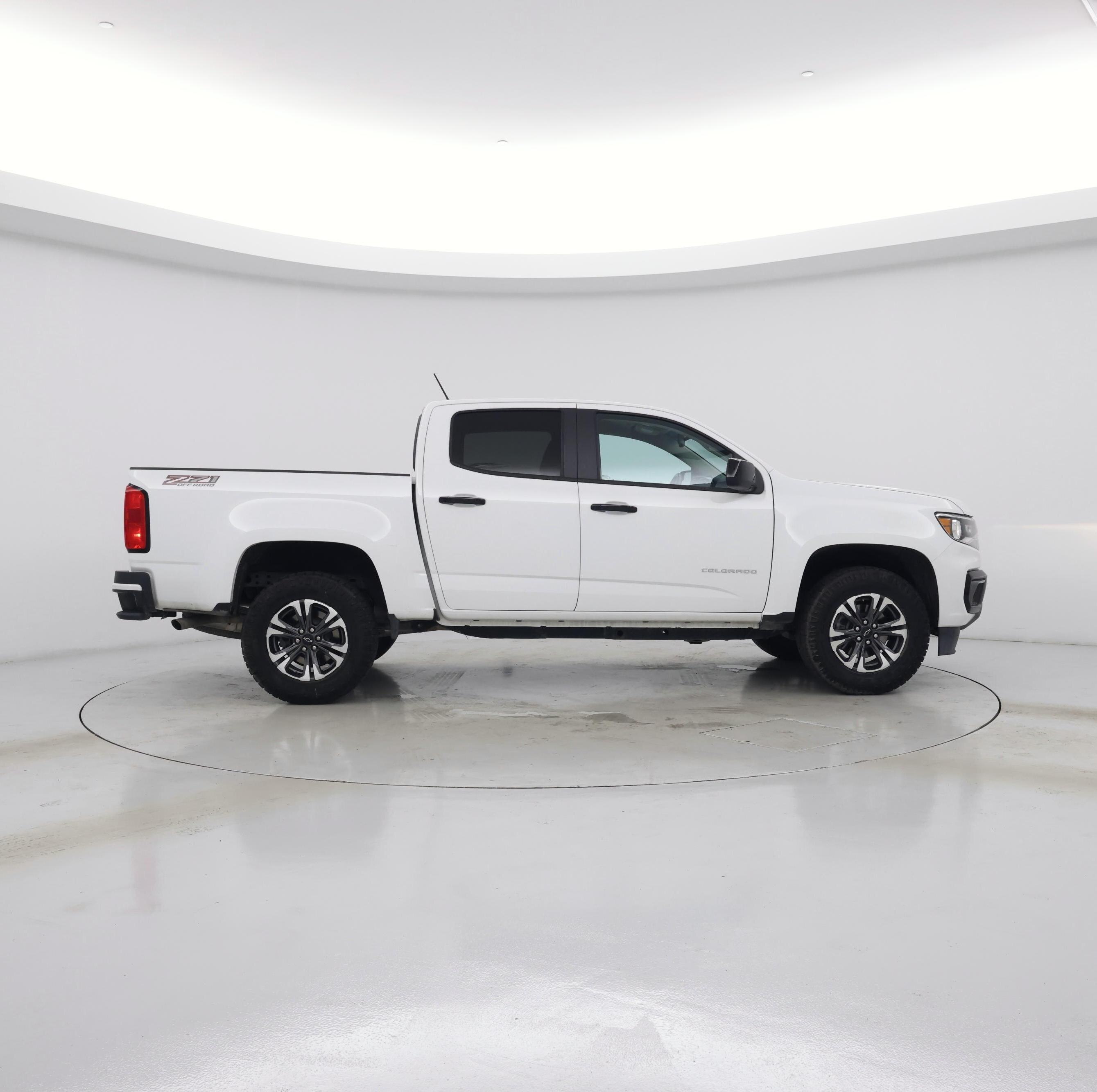 Thumbnail: 2022 Chevrolet Colorado - 7