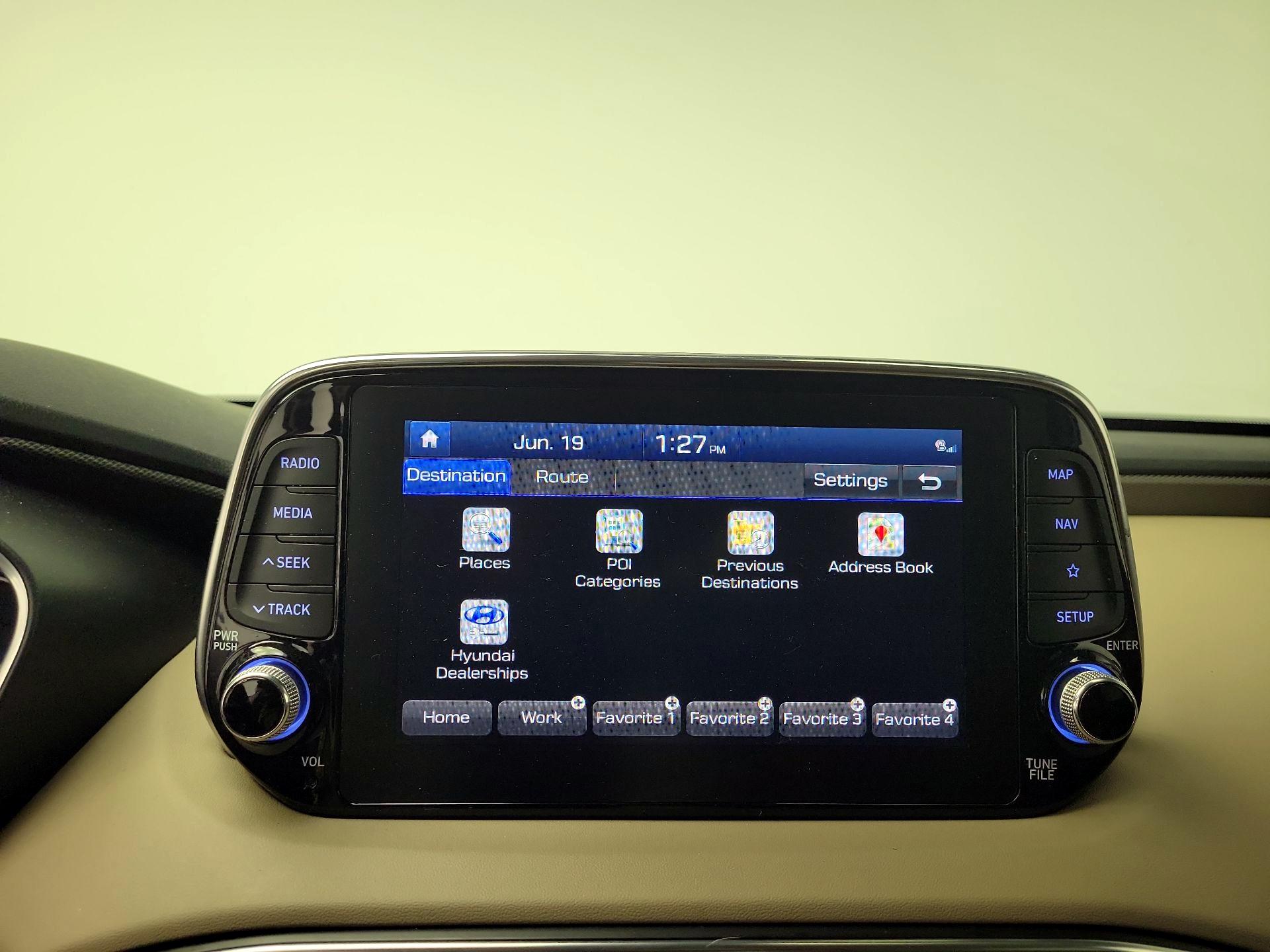 Thumbnail: 2020 Hyundai Santa Fe - 14