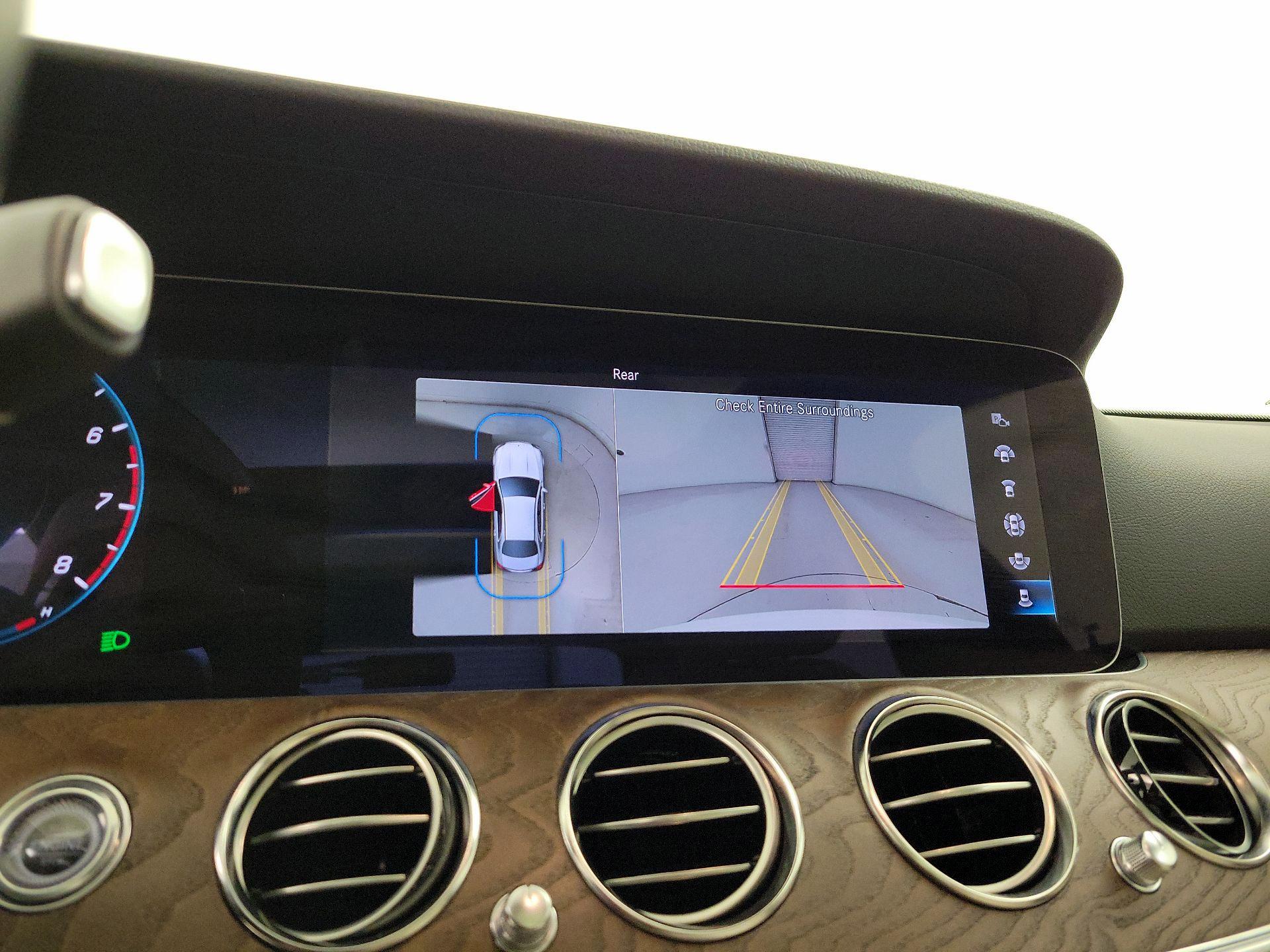 Thumbnail: 2023 Mercedes-Benz E-Class - 15