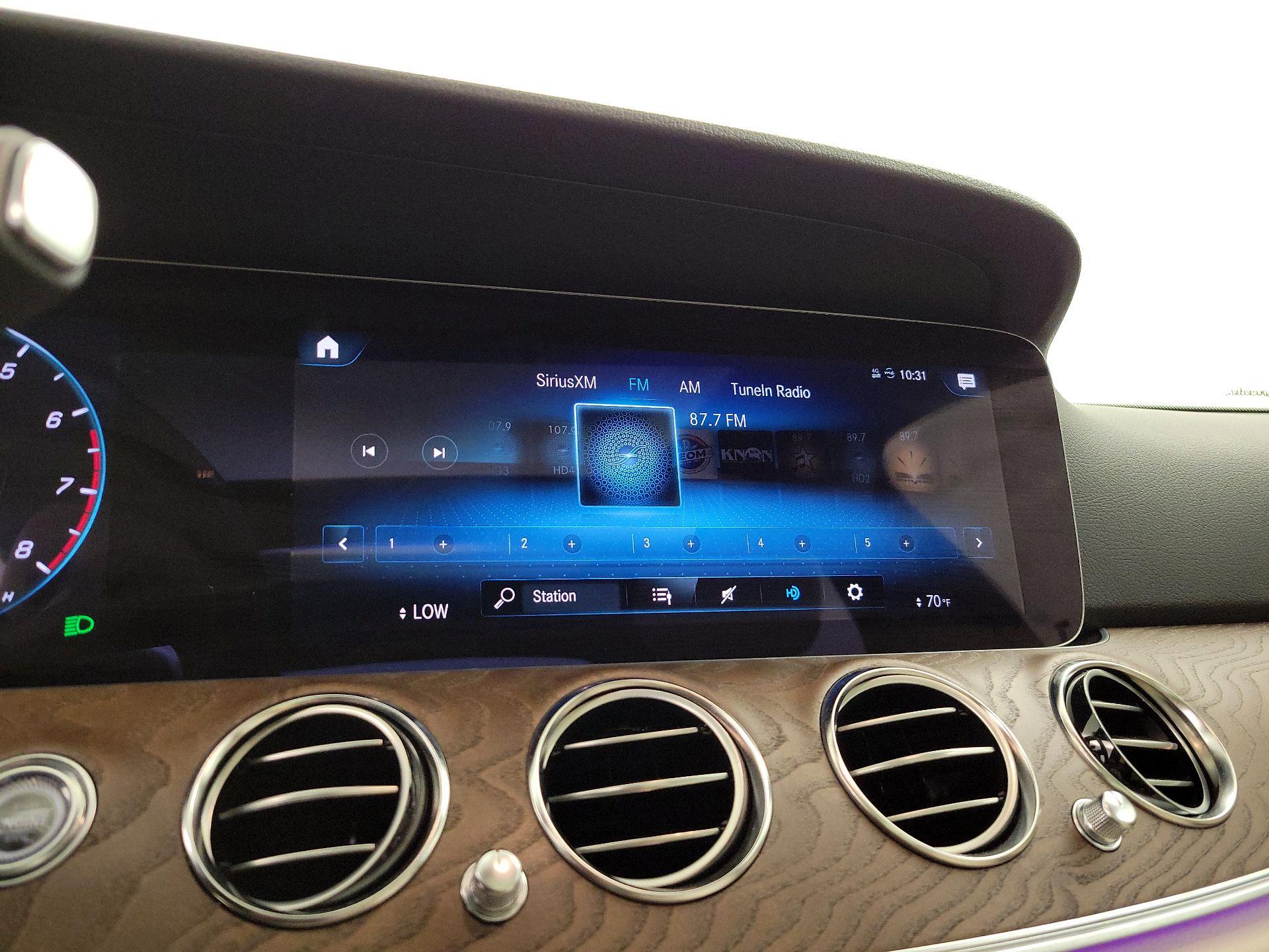 Thumbnail: 2023 Mercedes-Benz E-Class - 16