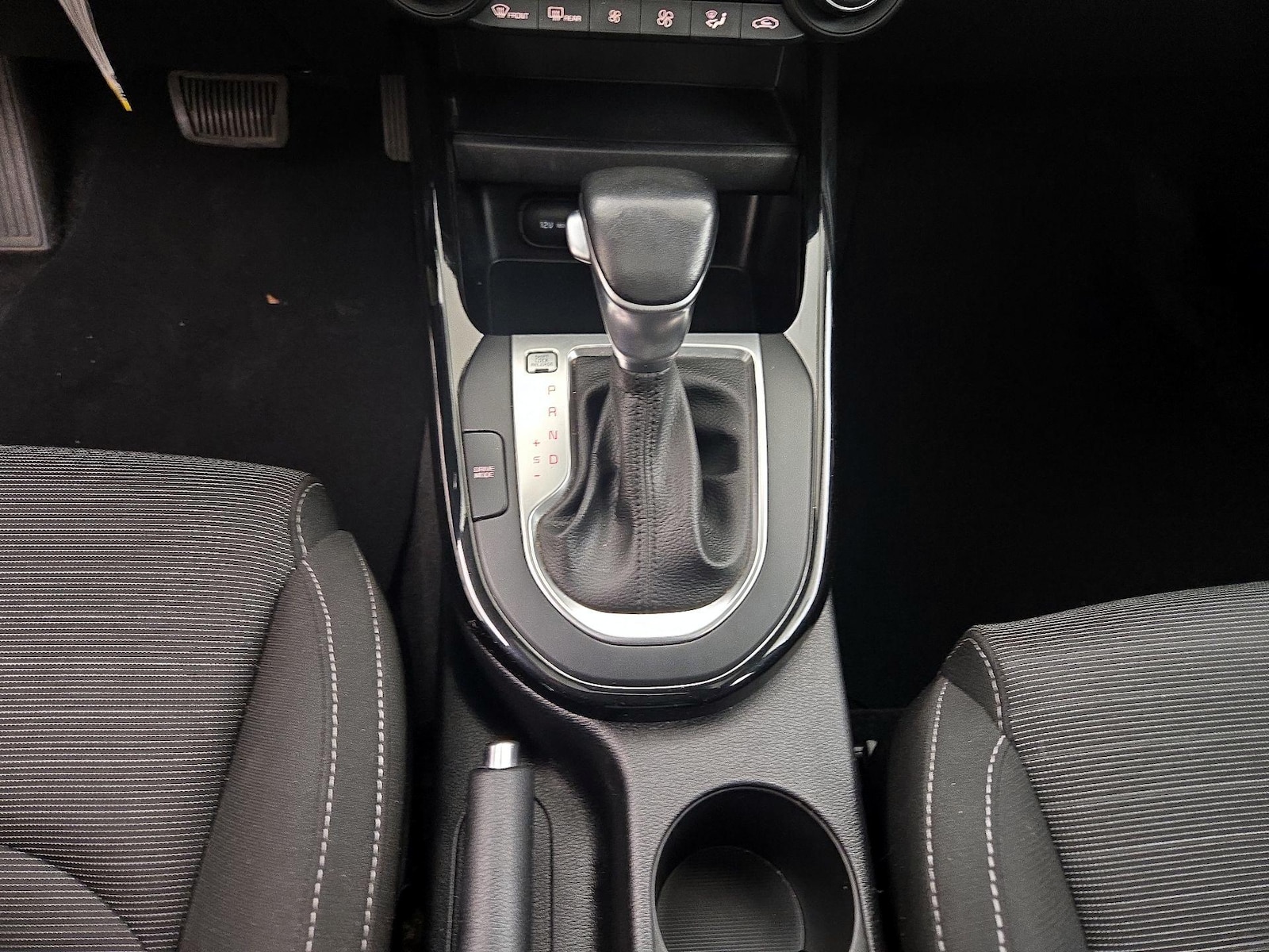 2019 Kia FORTE S - Photo 18